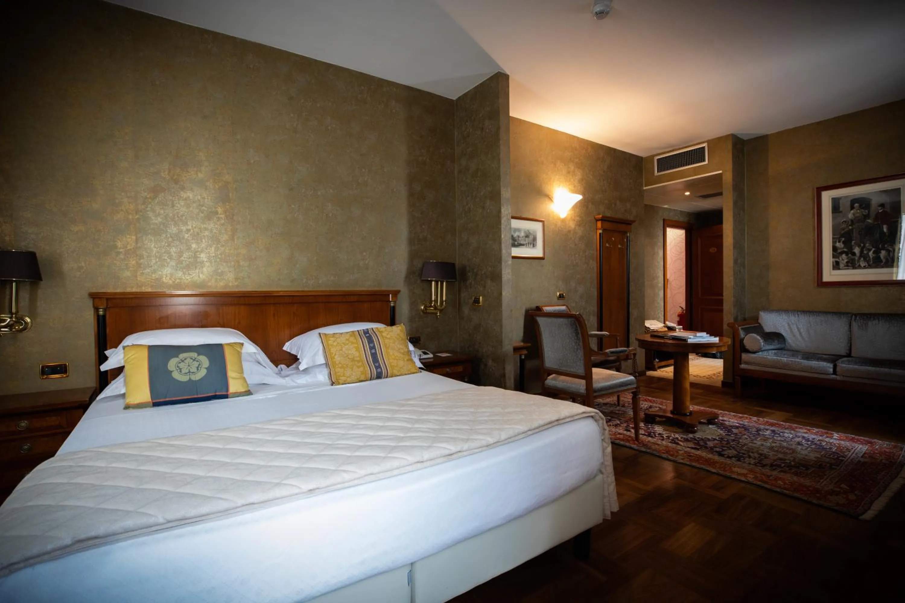 Bed in Hotel Palazzo Lovera