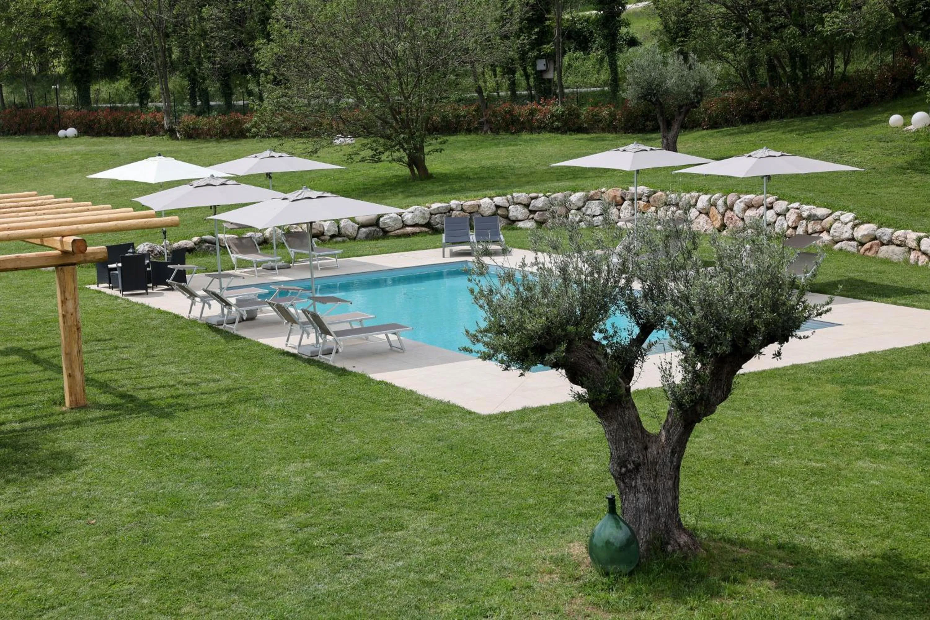 Swimming pool in Bed and Breakfast Le Giale