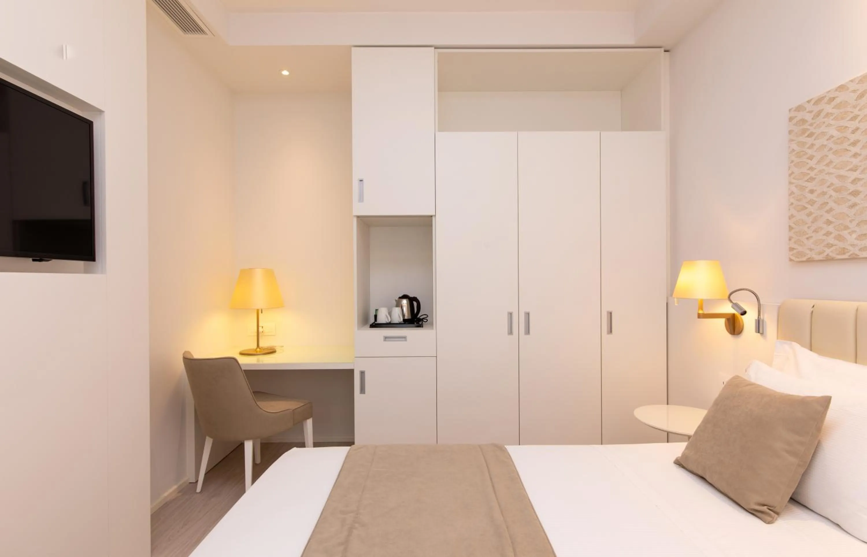 Bedroom, Bed in Hotel Imperia