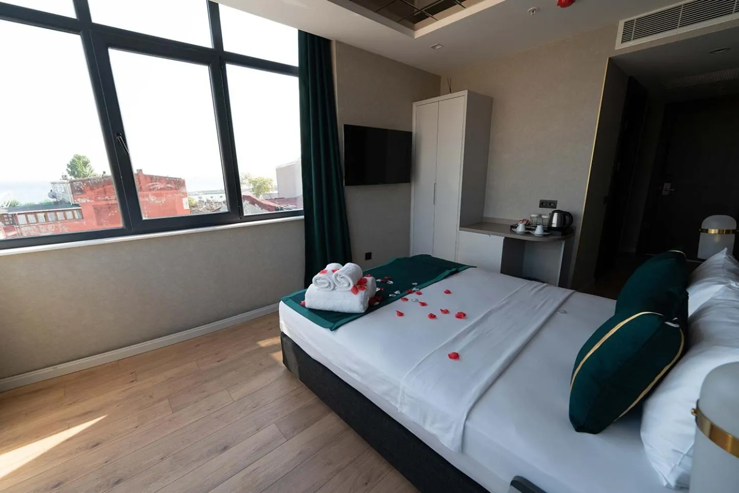 Nearby landmark, Bed in Costera Hotel