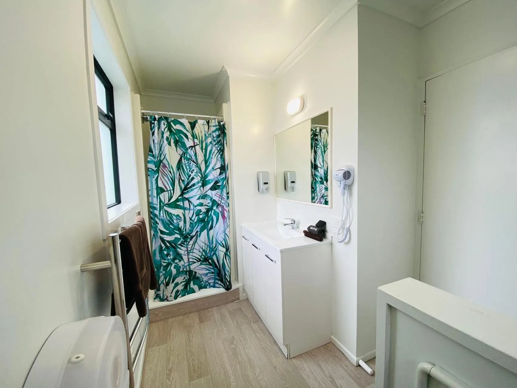 Shower in Stanley Apartments