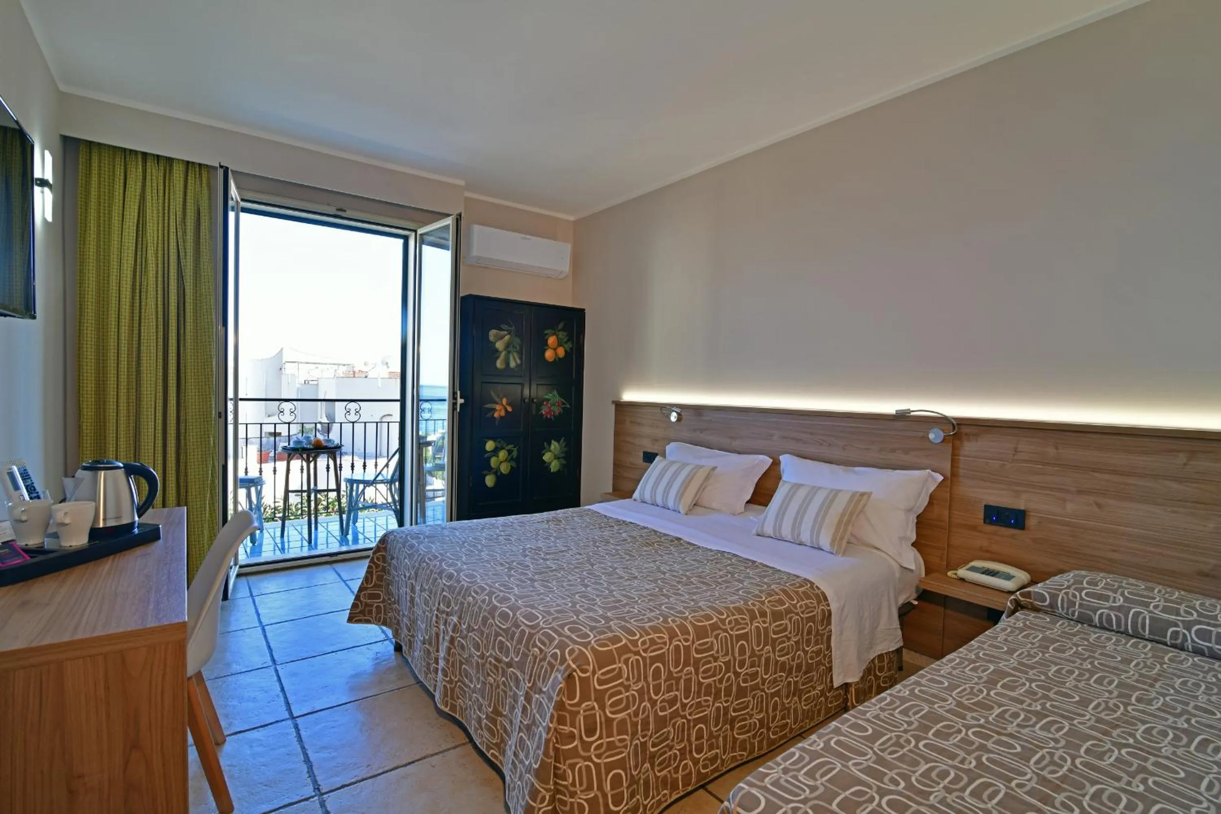 Bed in Hotel & Apartments Villa Linda