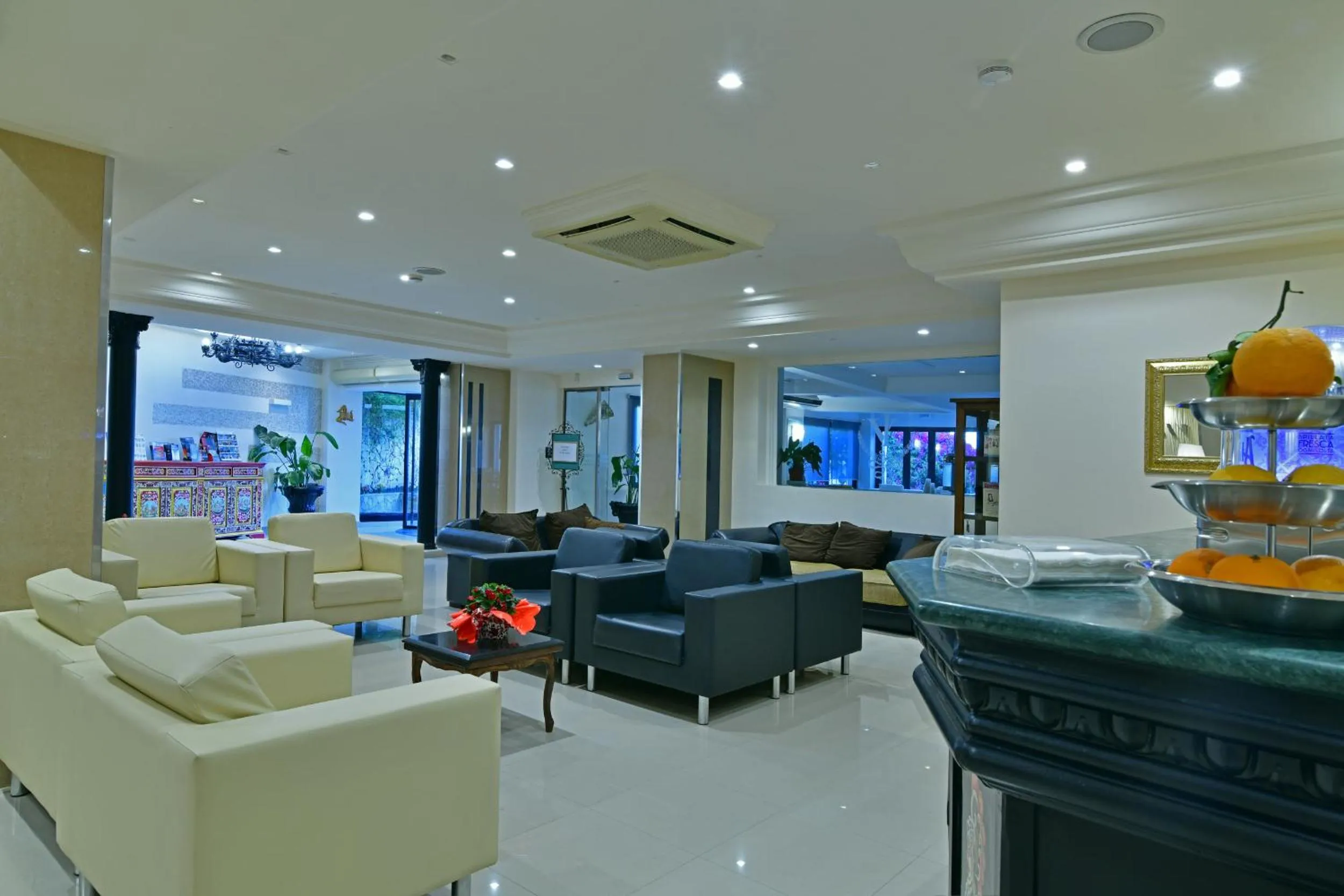 Lobby or reception in Hotel & Apartments Villa Linda
