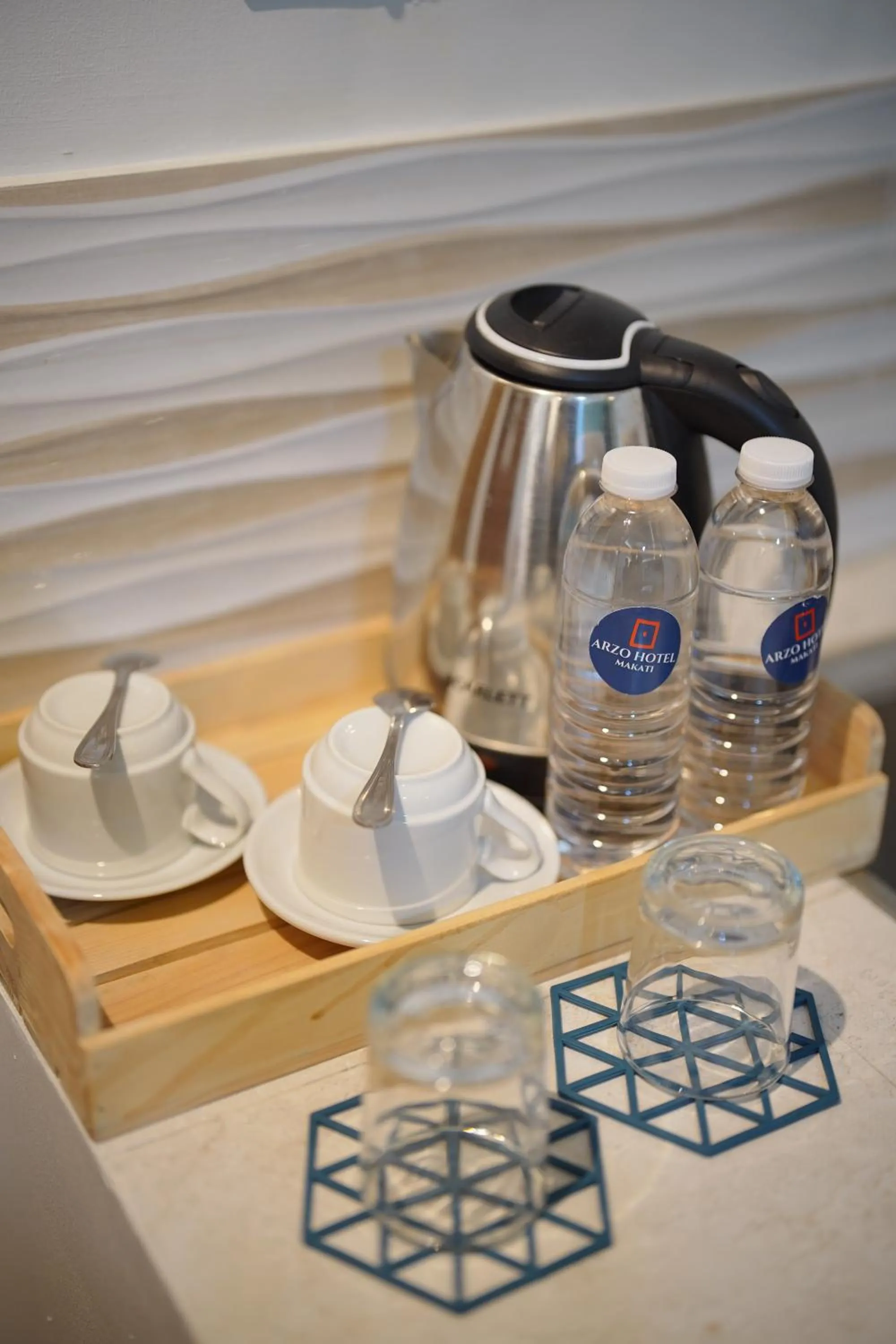 Coffee/tea facilities in Arzo Hotel Premier