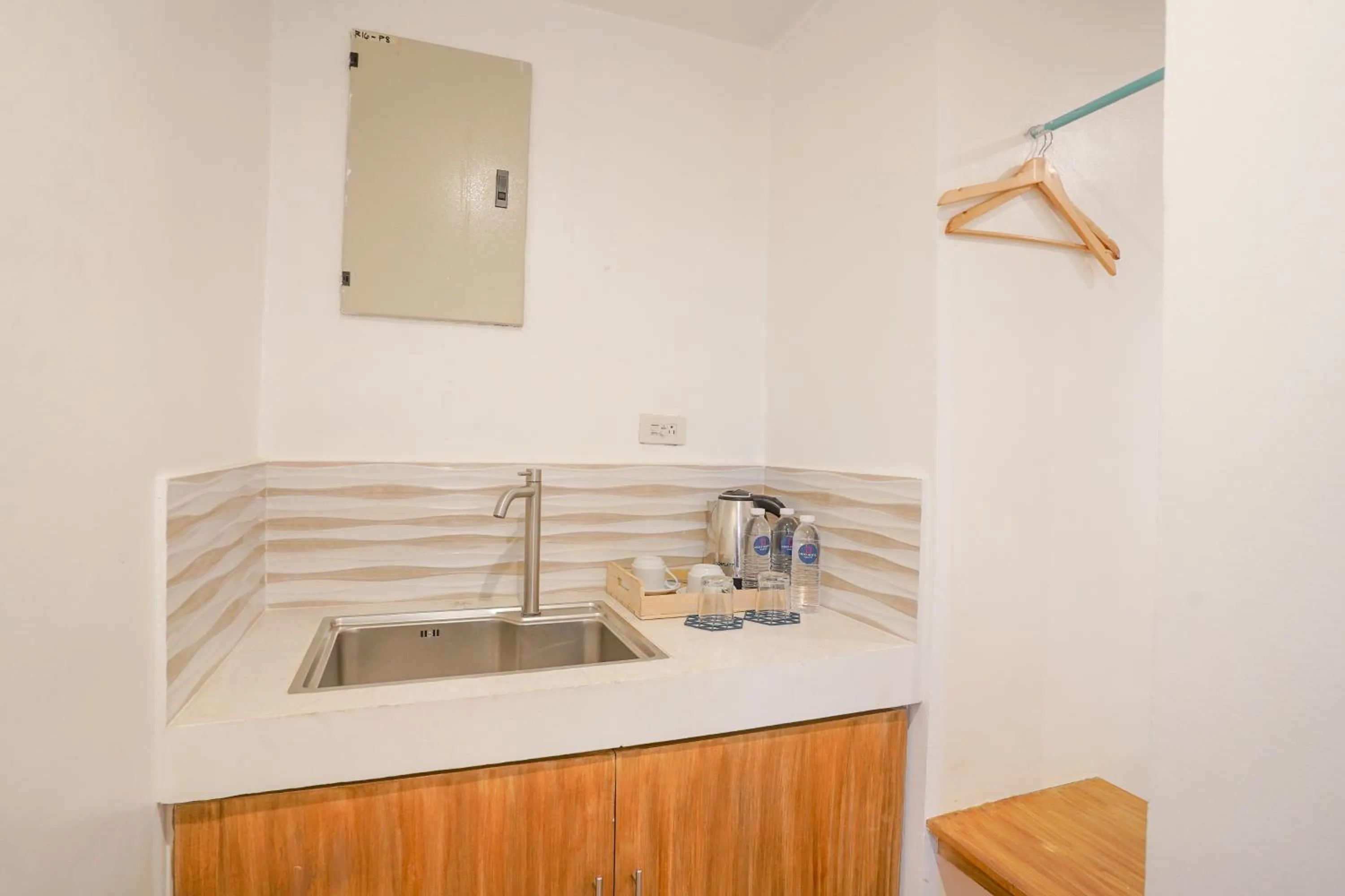 Area and facilities in Arzo Hotel Premier