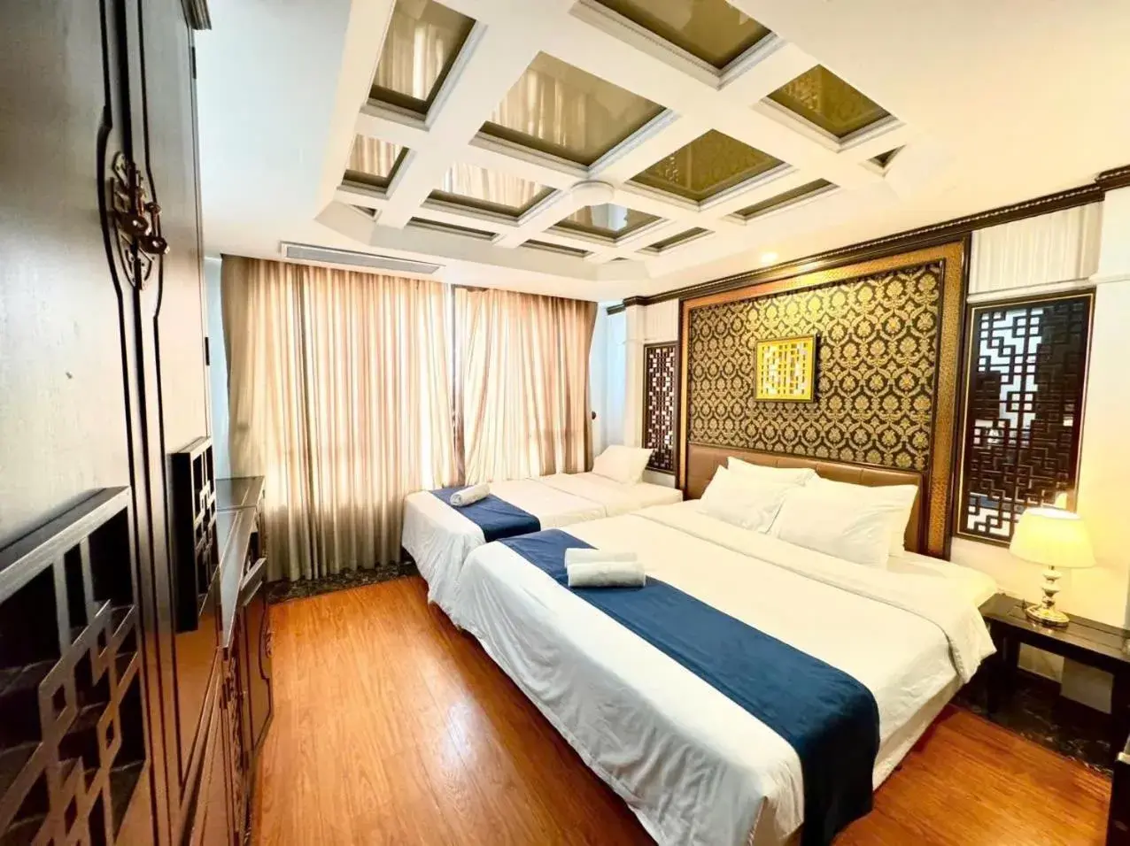 Triple Room with View in Church Legend Hotel Triple Room with View in Church Legend Hotel