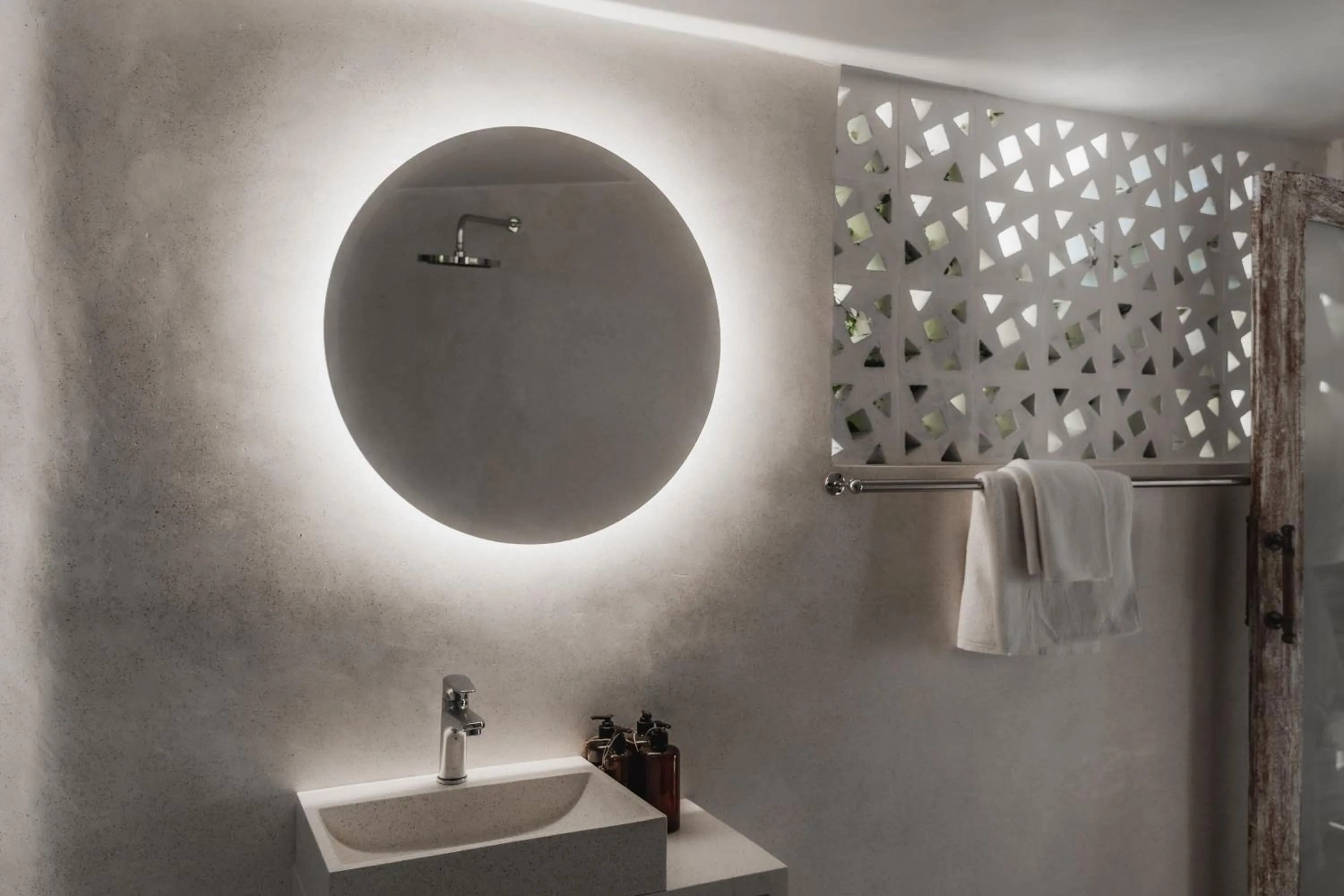 Bathroom in Blue Ocean Bingin