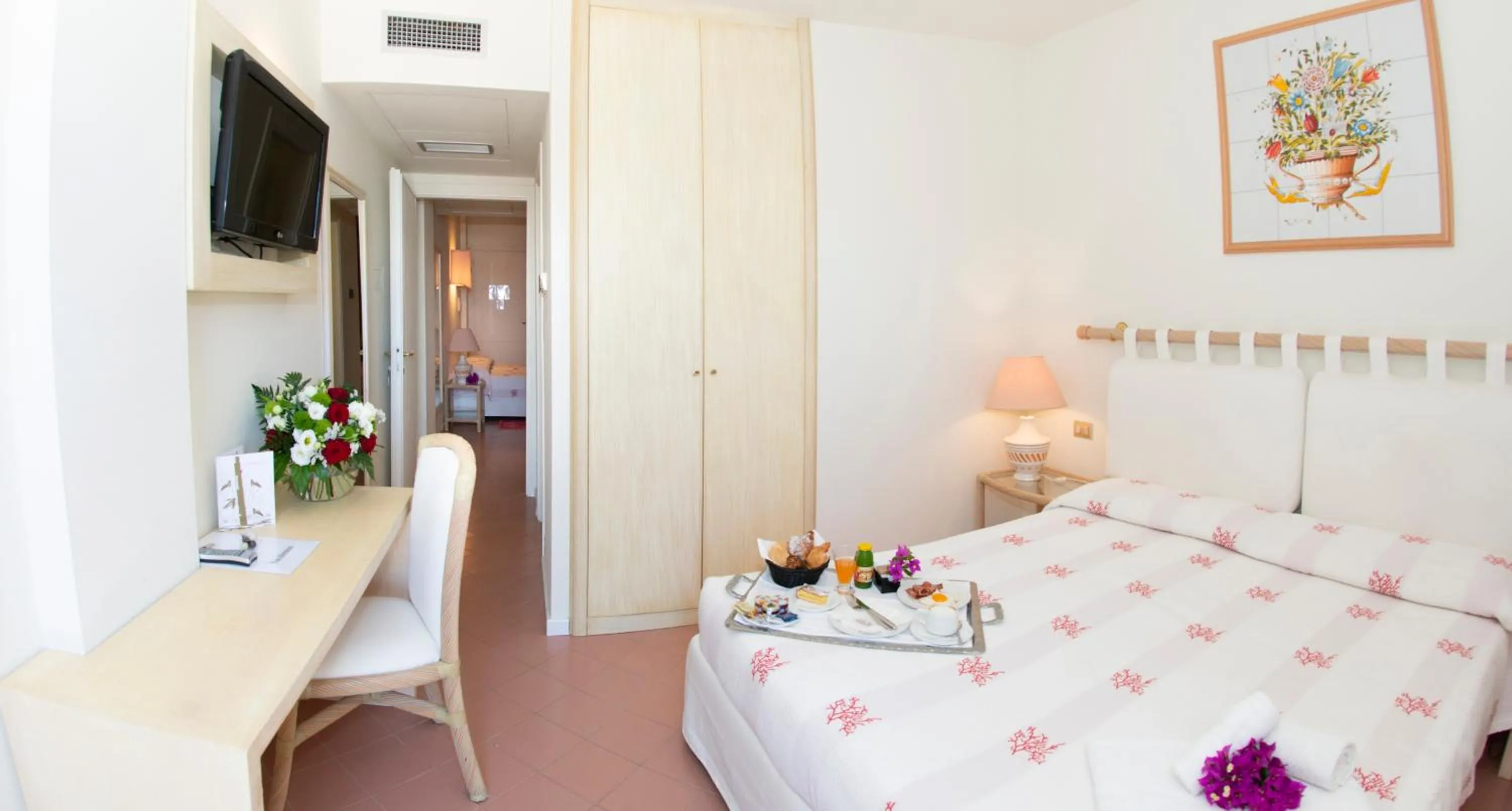 Bedroom, Bed in Hotel Palau