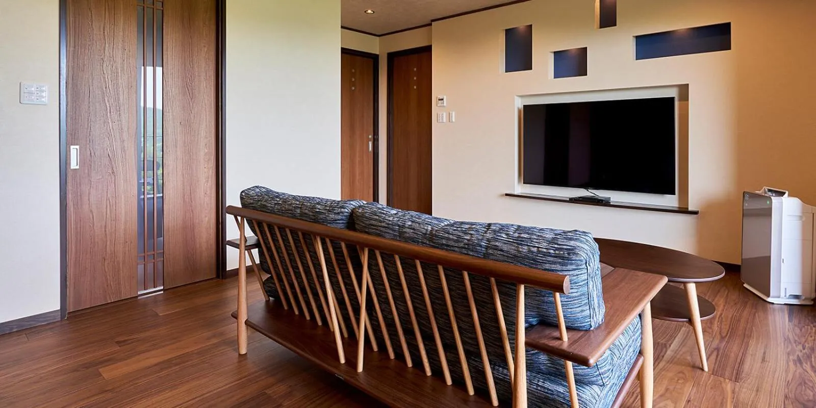 TV and multimedia in Kisara Bettei TOKI