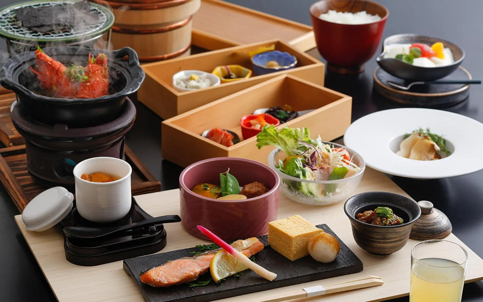 Food in Kisara Bettei TOKI