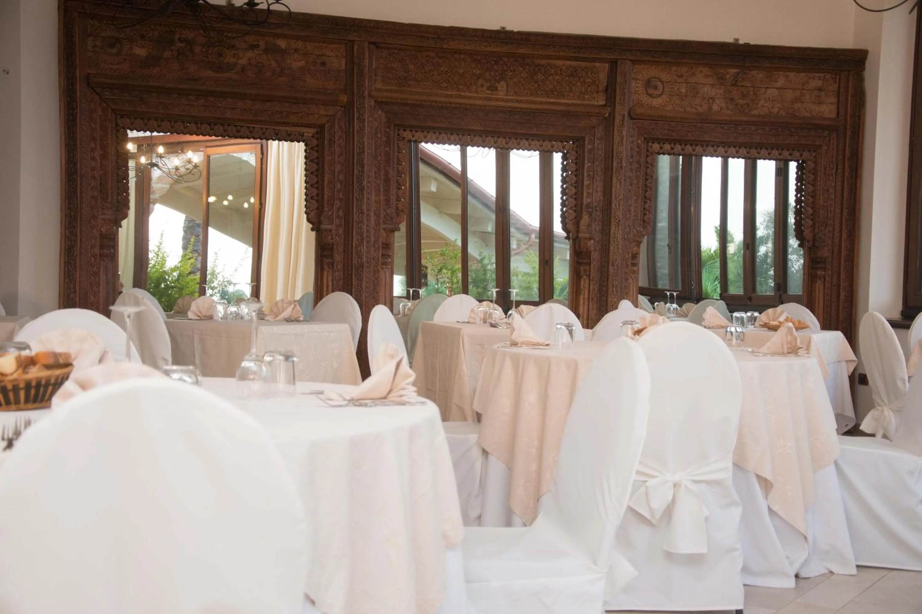 Restaurant/places to eat in Cupola Bianca Resort