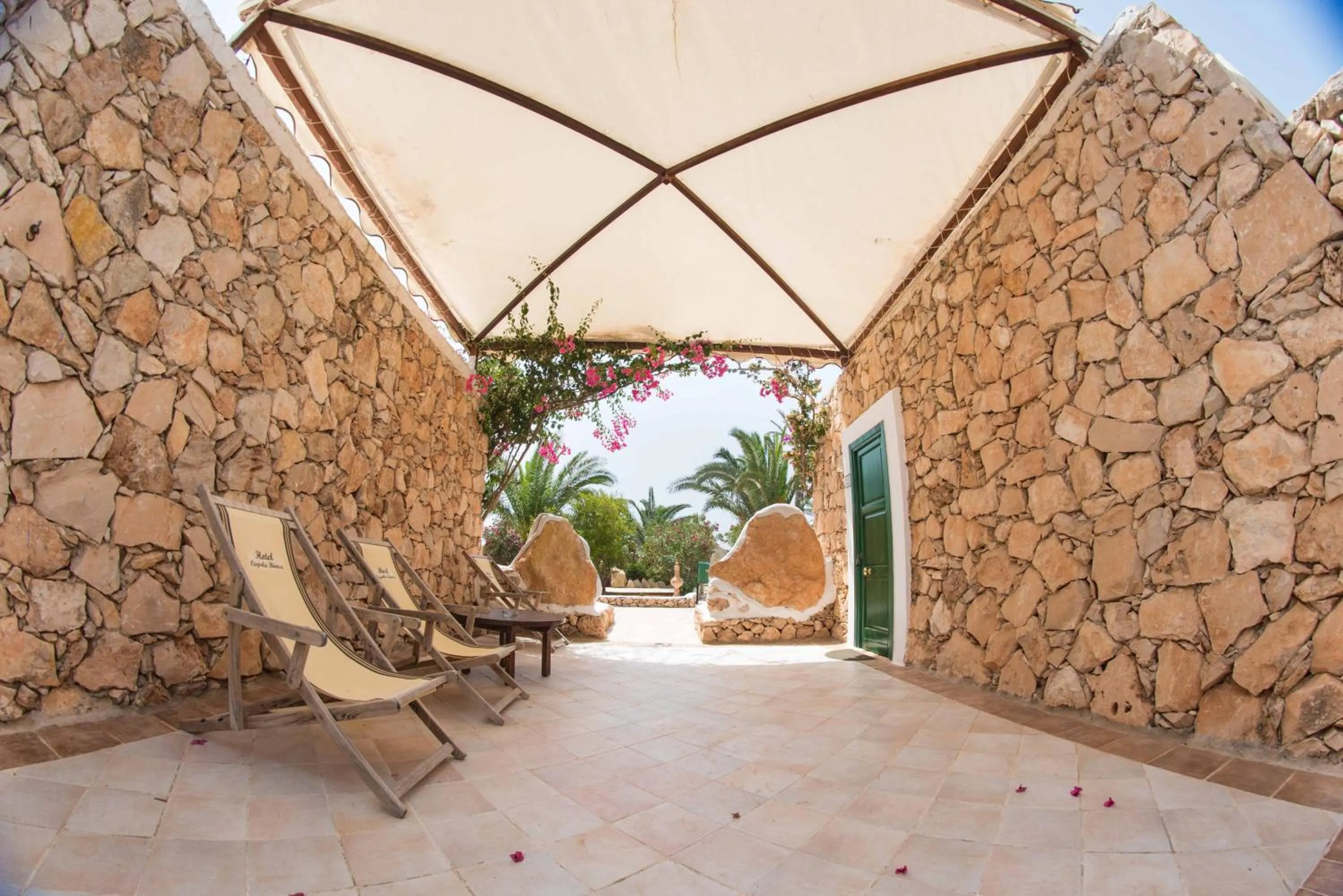 Facade/entrance in Cupola Bianca Resort