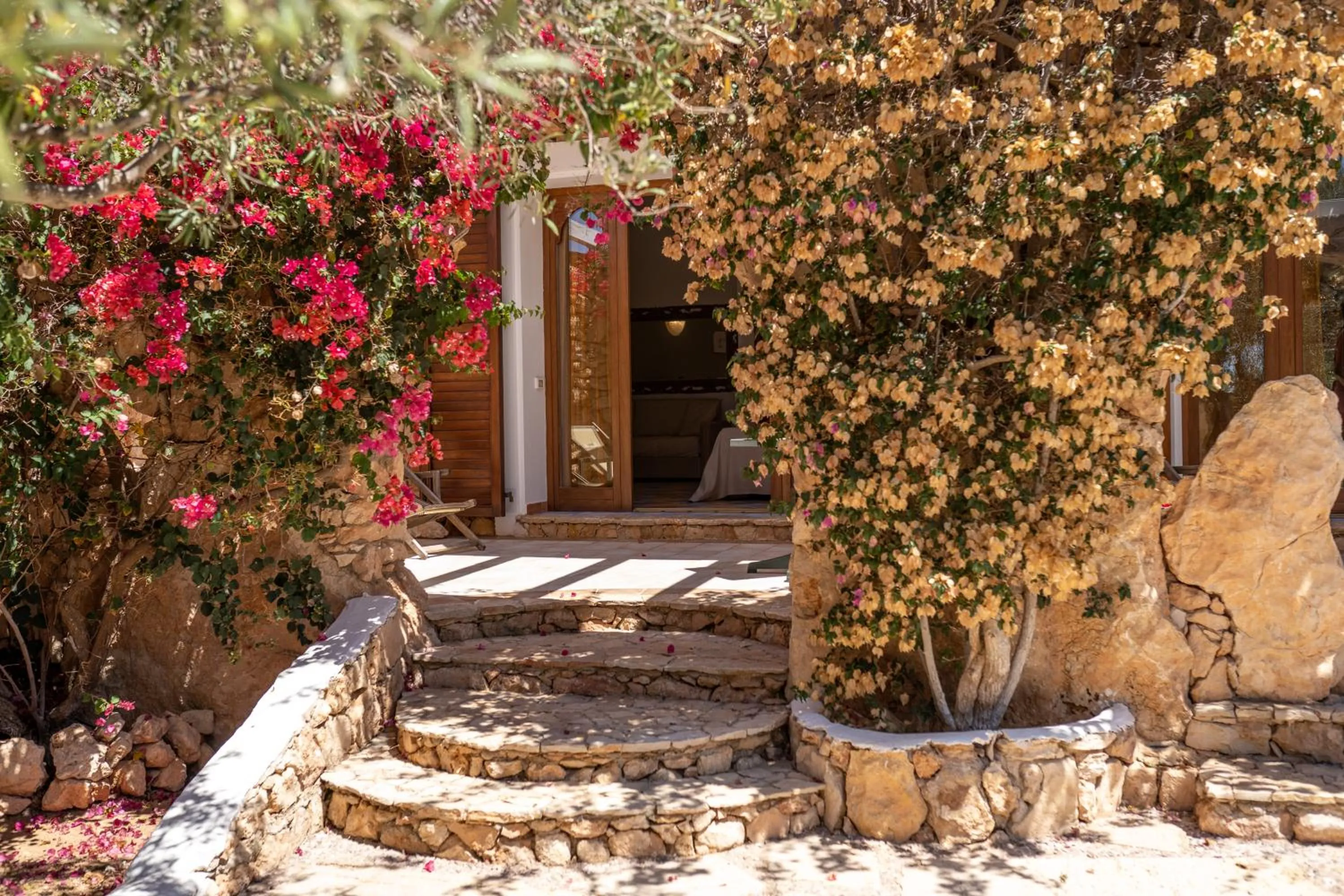 Garden in Cupola Bianca Resort
