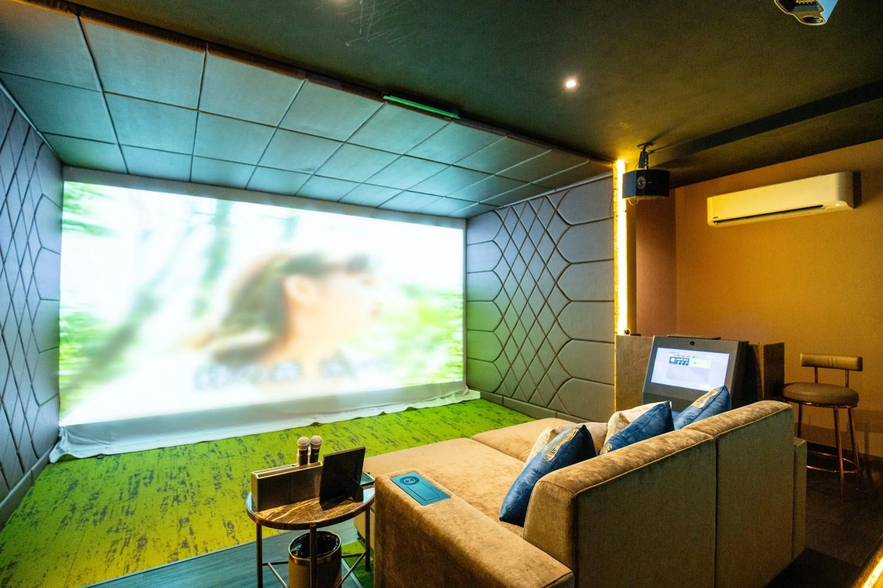 Golfcourse in The One Smart Living