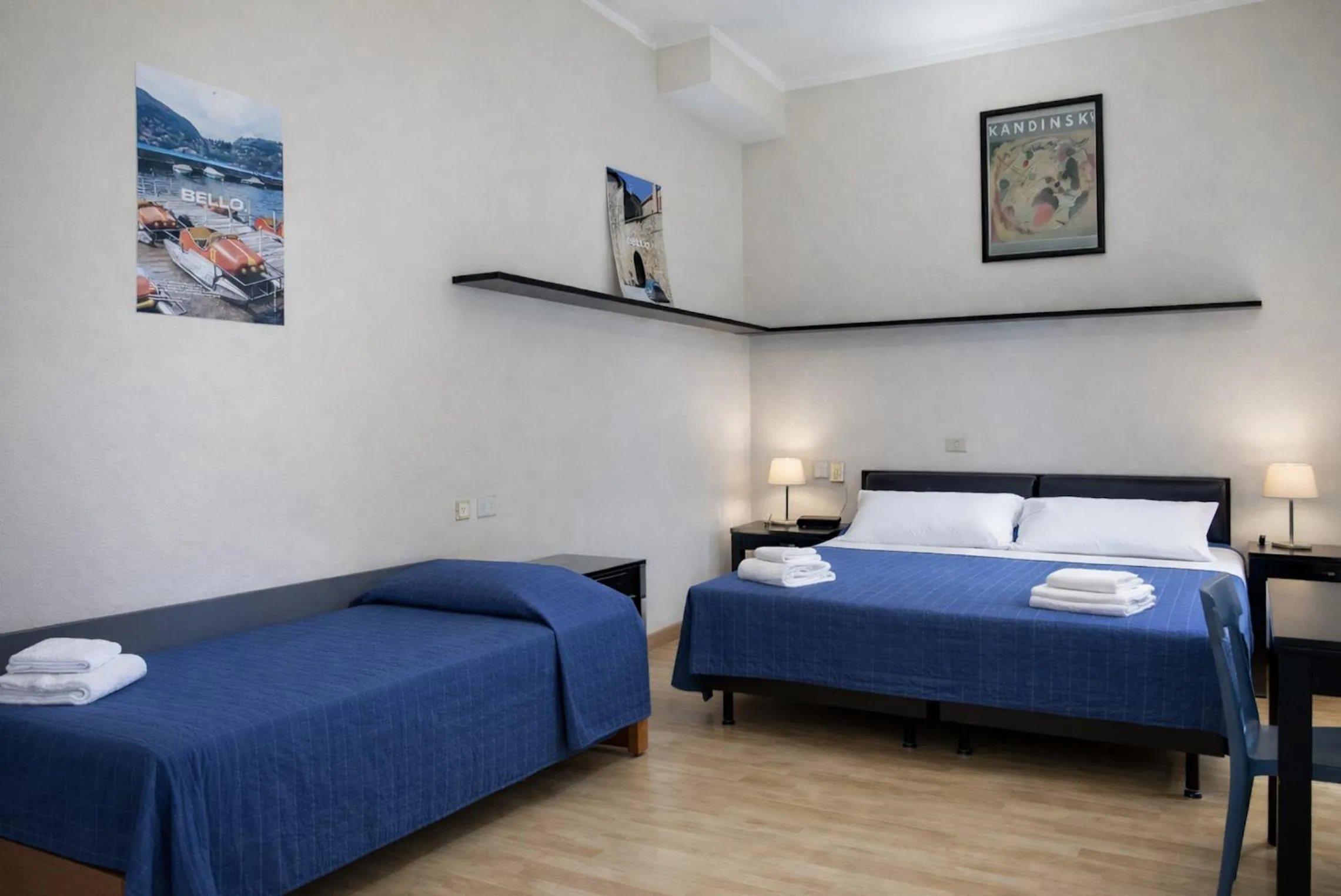 Bed in Hotel Britannia