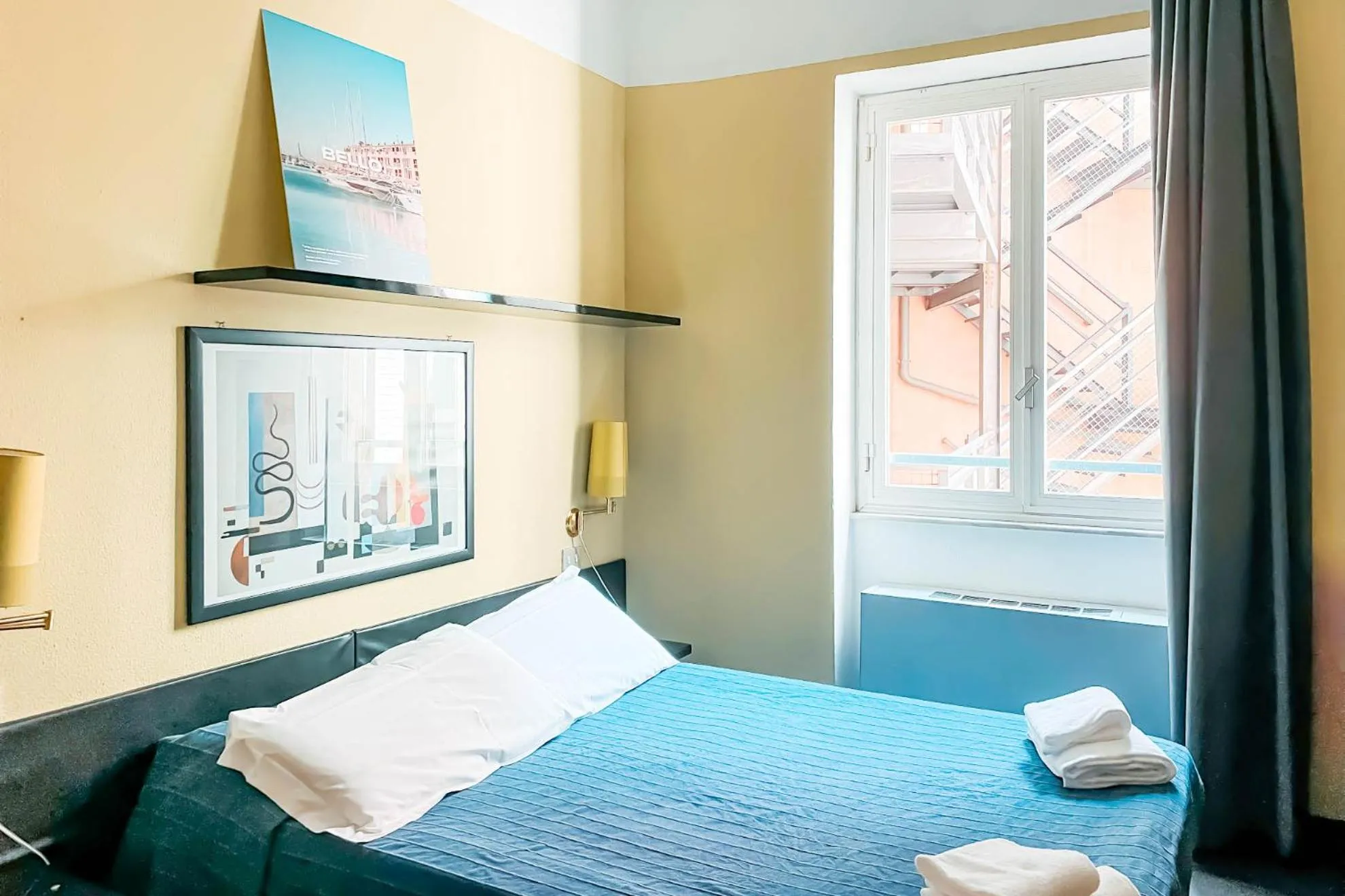 Bed in Hotel Britannia