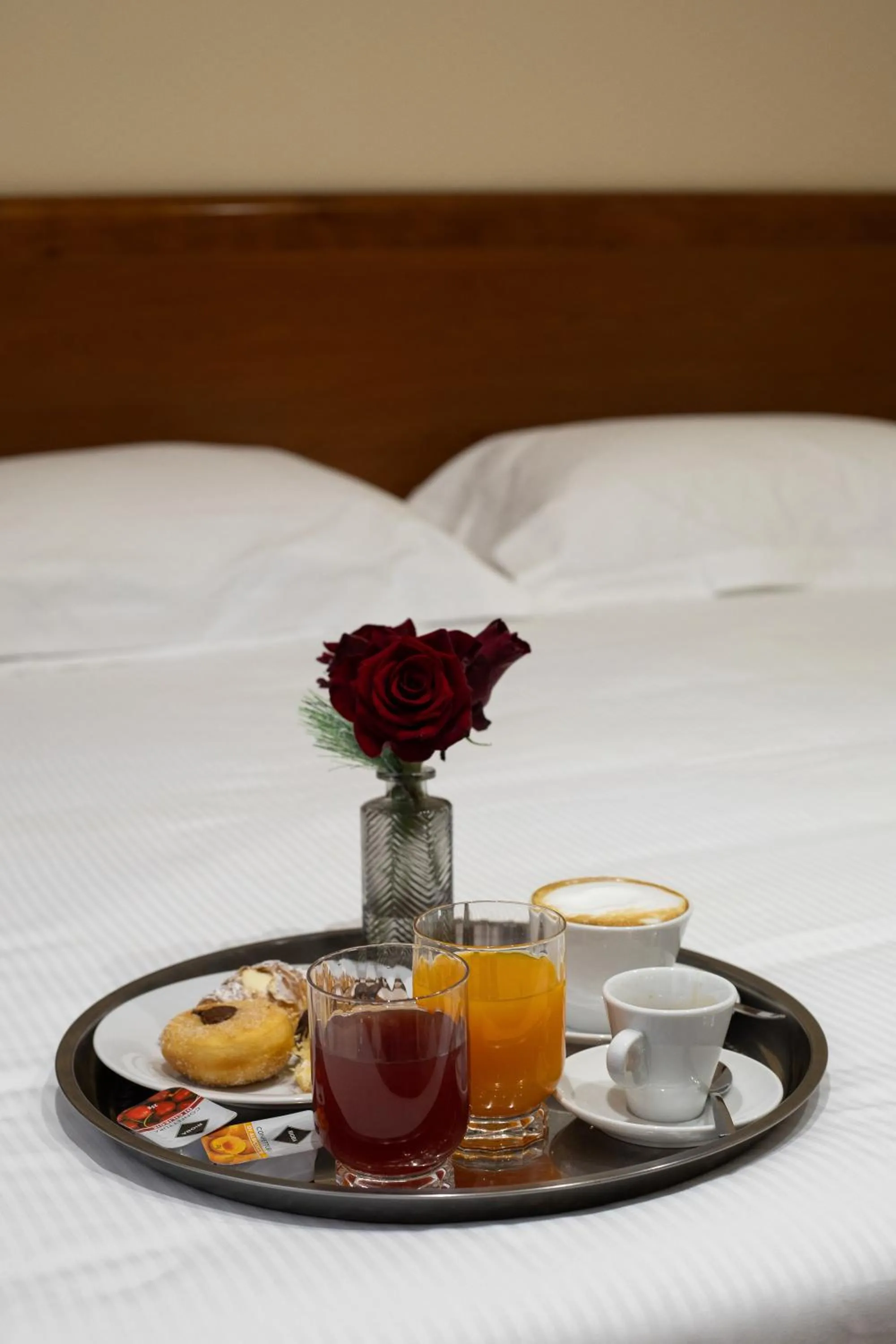 Breakfast, Bed in Hotel Dimora Adriana