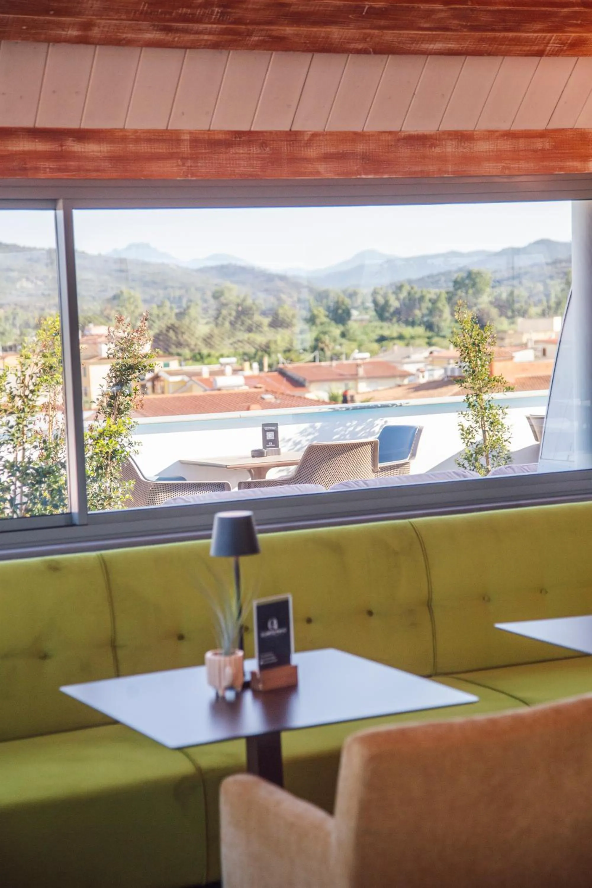 Lounge or bar in Hotel Orri