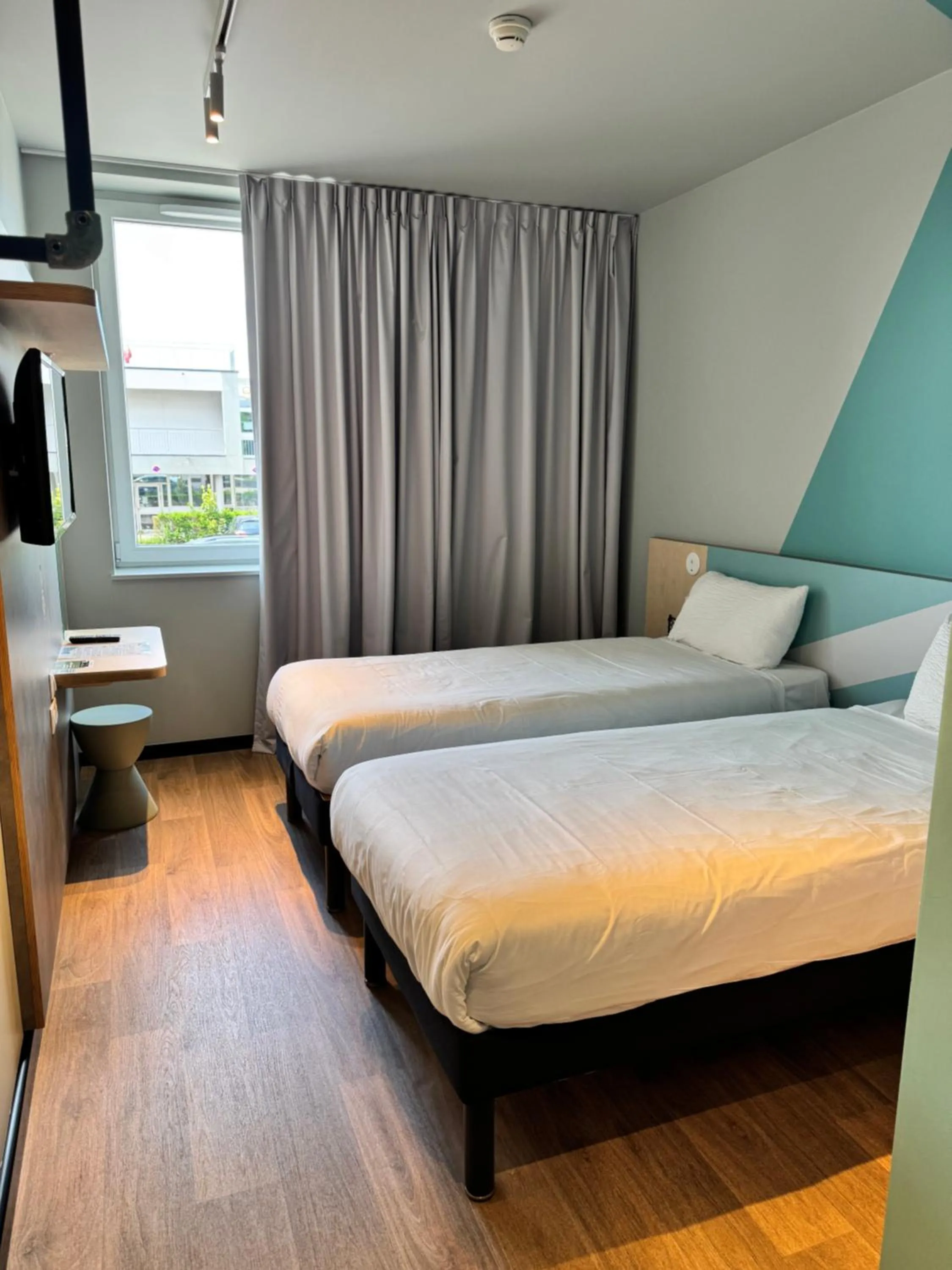 Bed in ibis budget Nancy Laxou