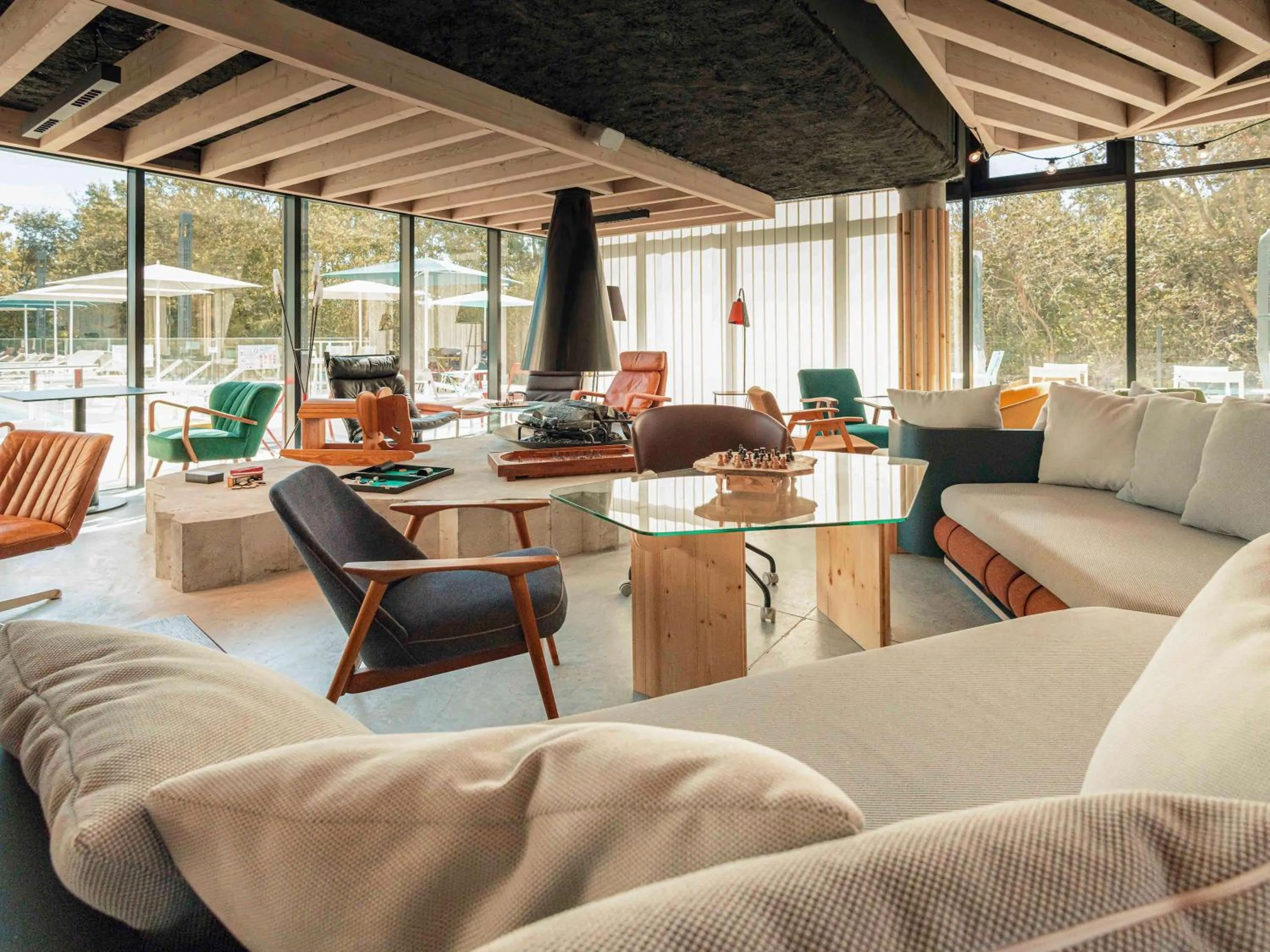 Property building in greet Hotel La Rochelle Centre