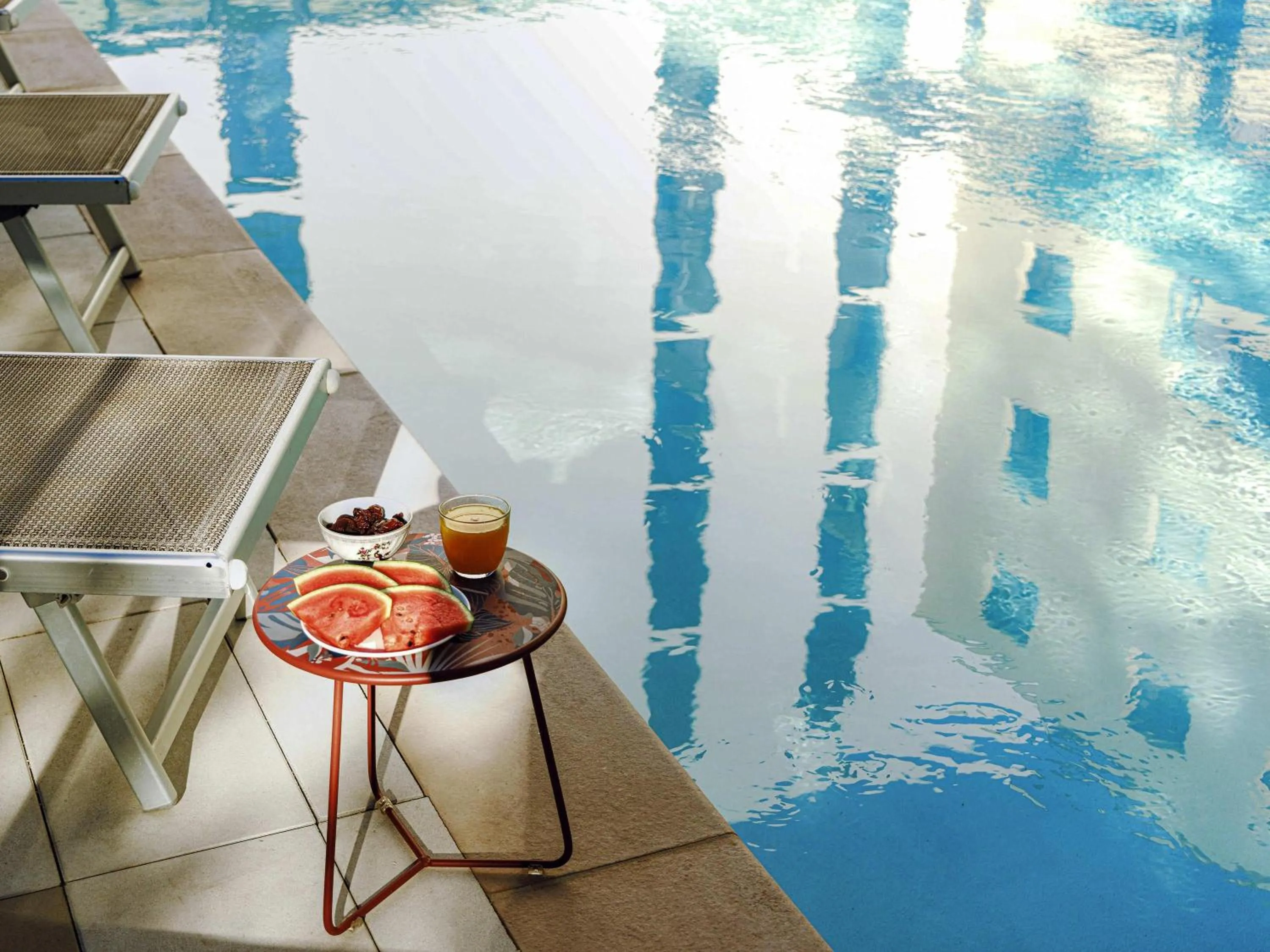 Pool view in ibis Budget La Rochelle Centre gare