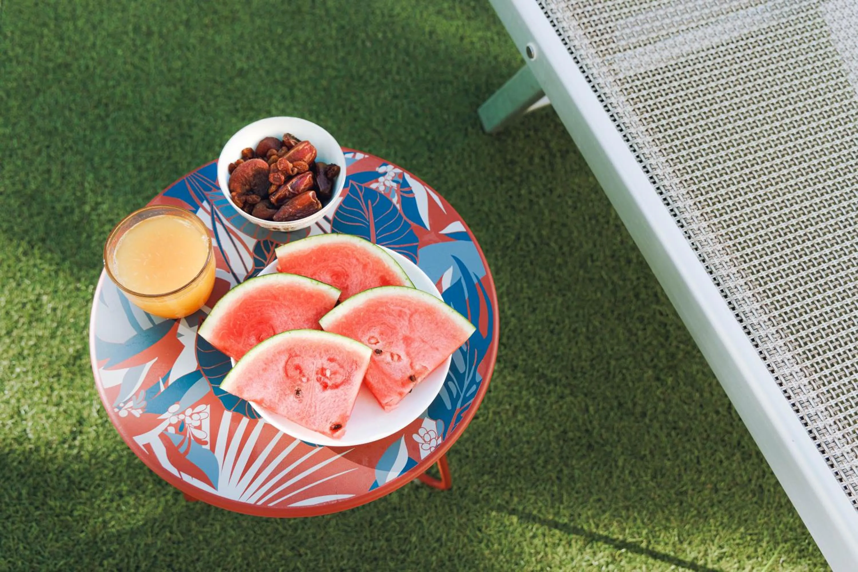 Food and drinks in ibis Budget La Rochelle Centre gare