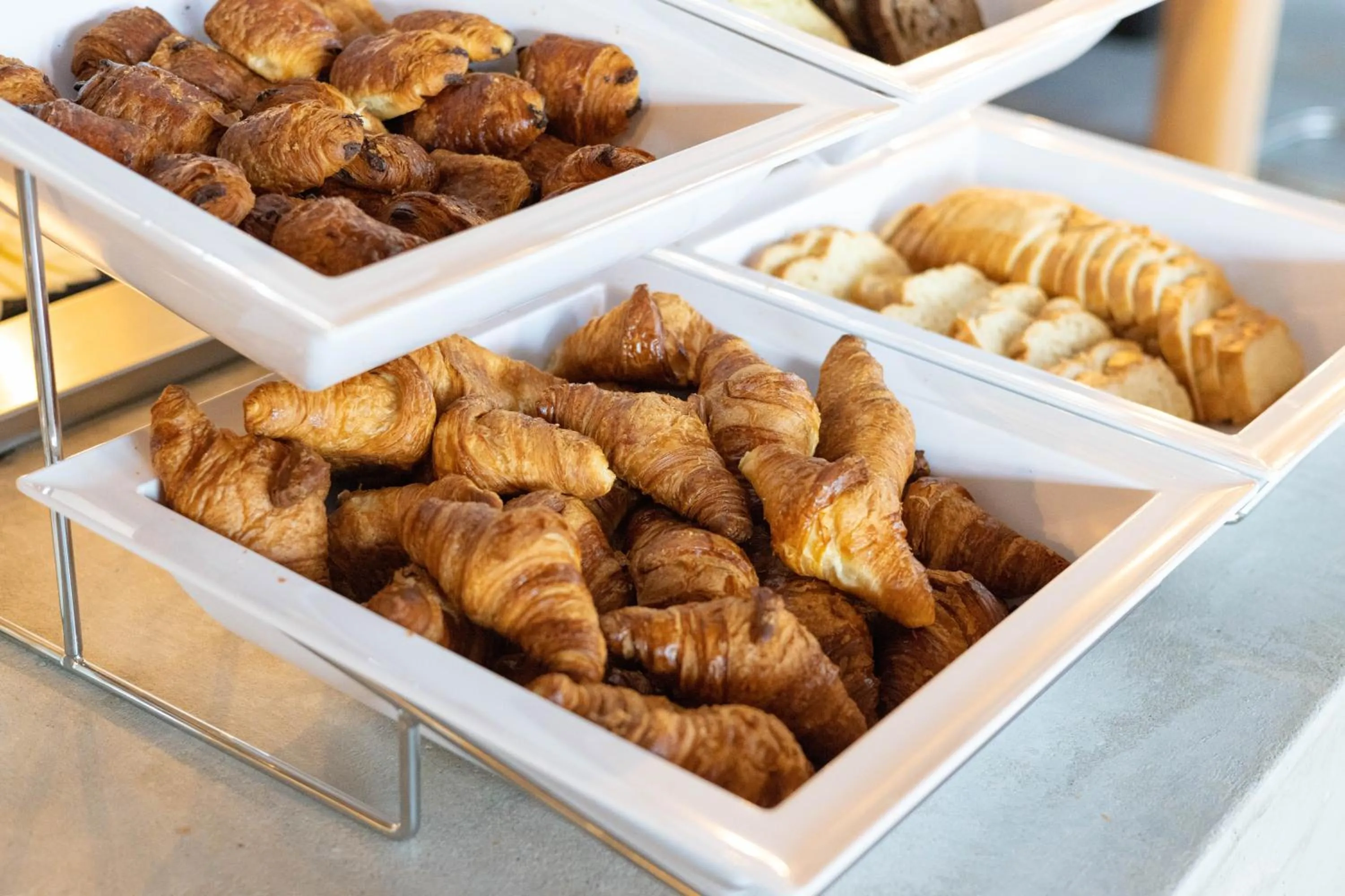 Food and drinks in ibis Budget La Rochelle Centre gare