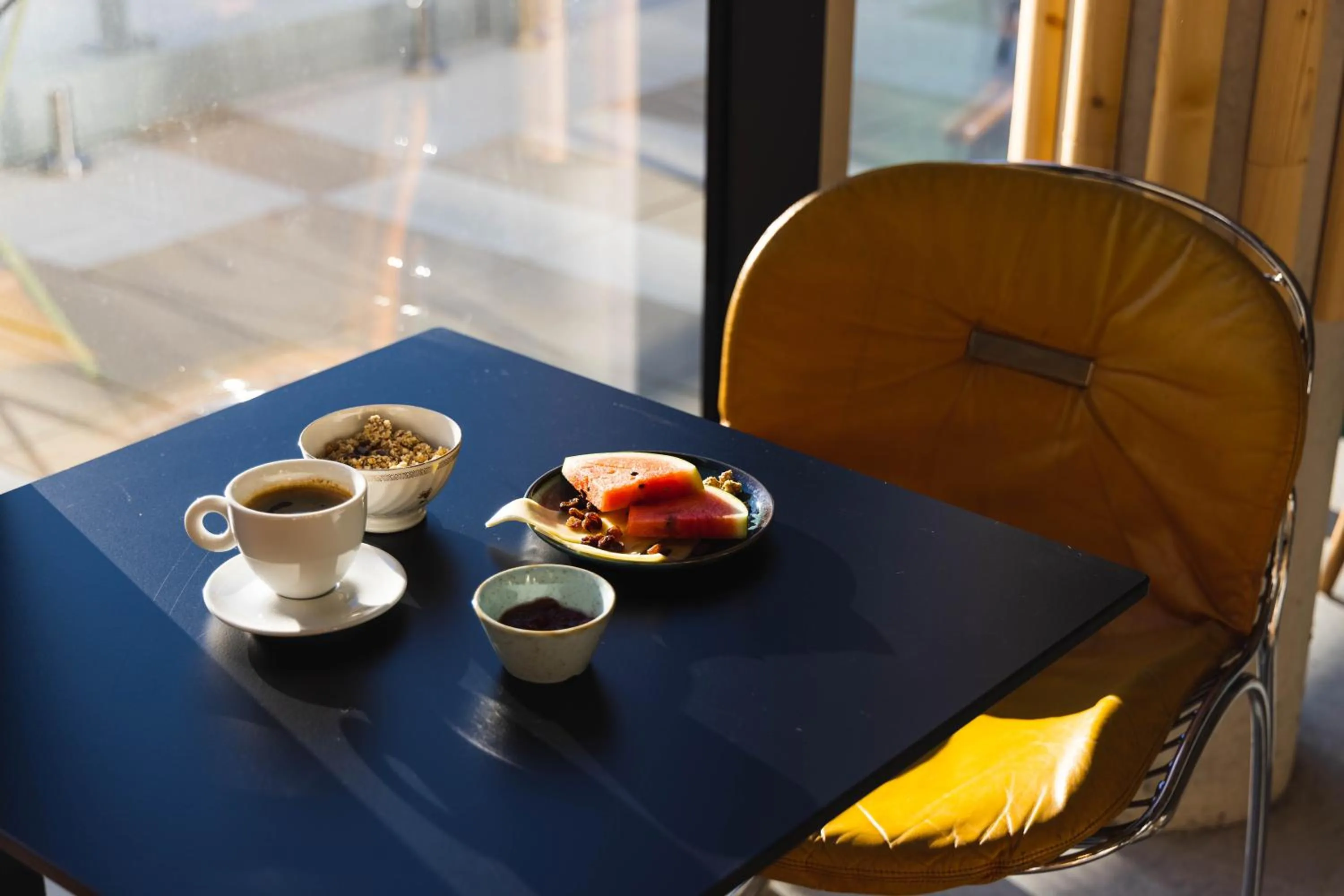 Food and drinks in ibis Budget La Rochelle Centre gare