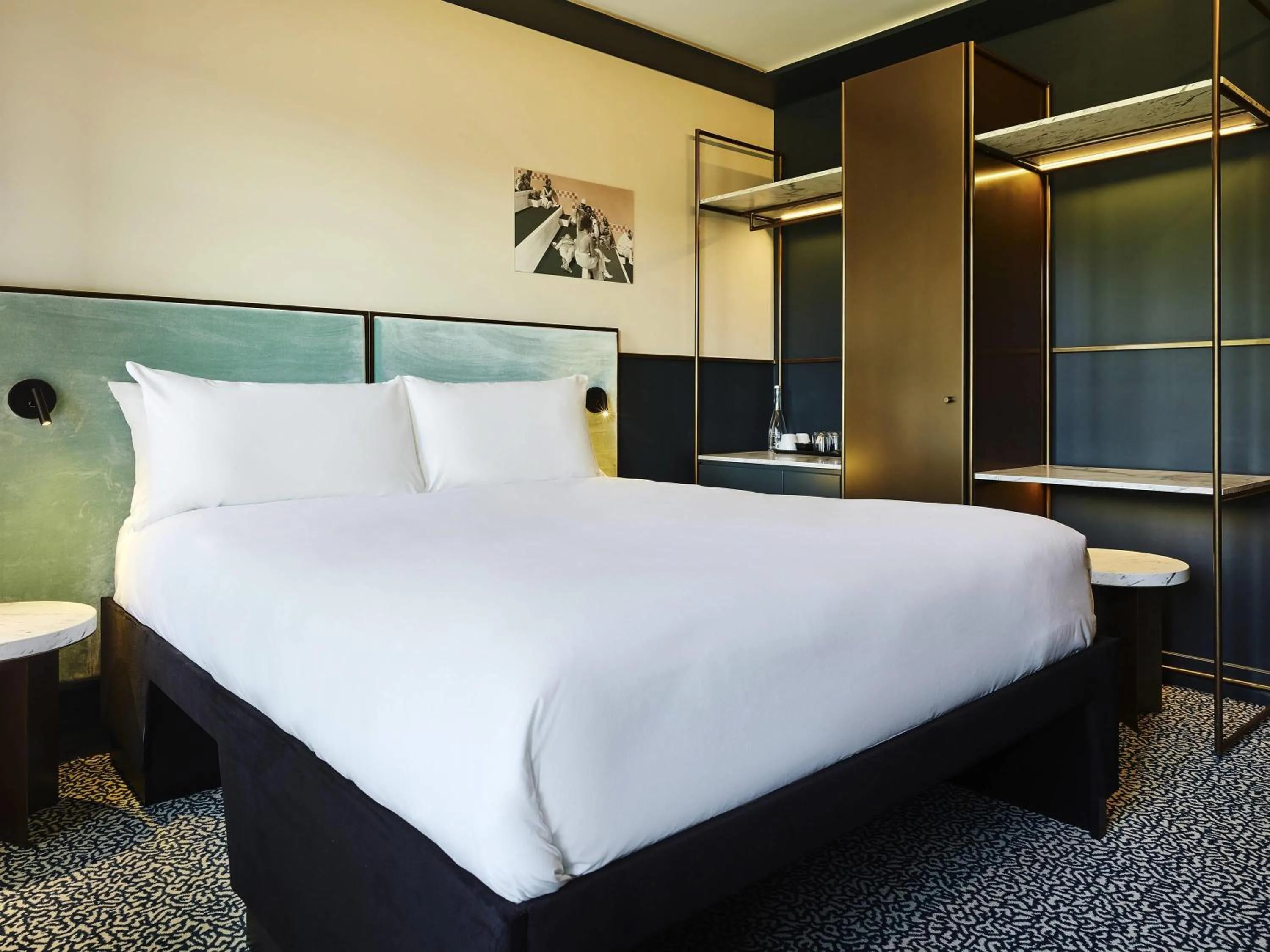 Bedroom, Bed in TRIBE Hôtel Le Touquet