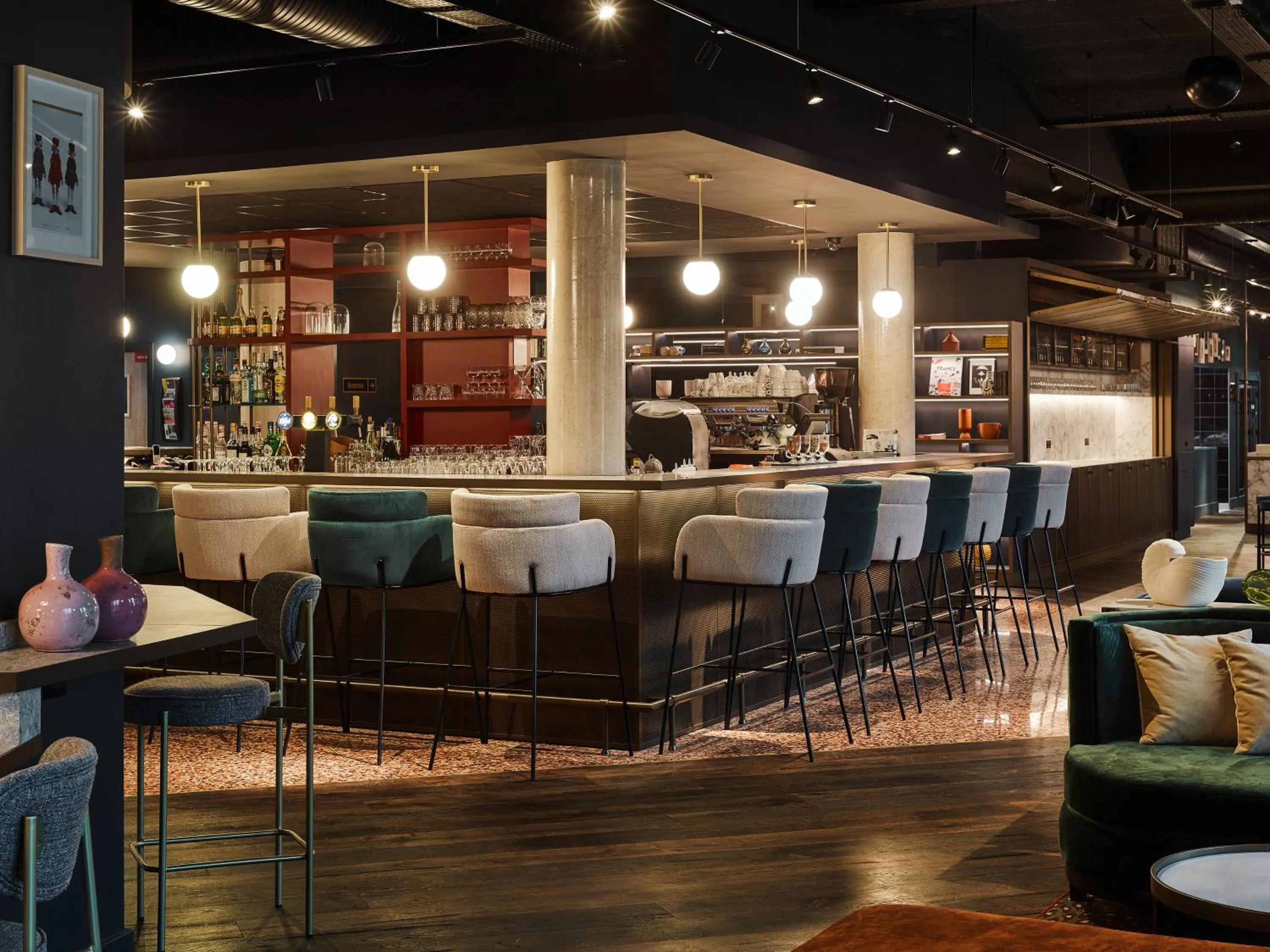 Lounge or bar in TRIBE Hôtel Le Touquet