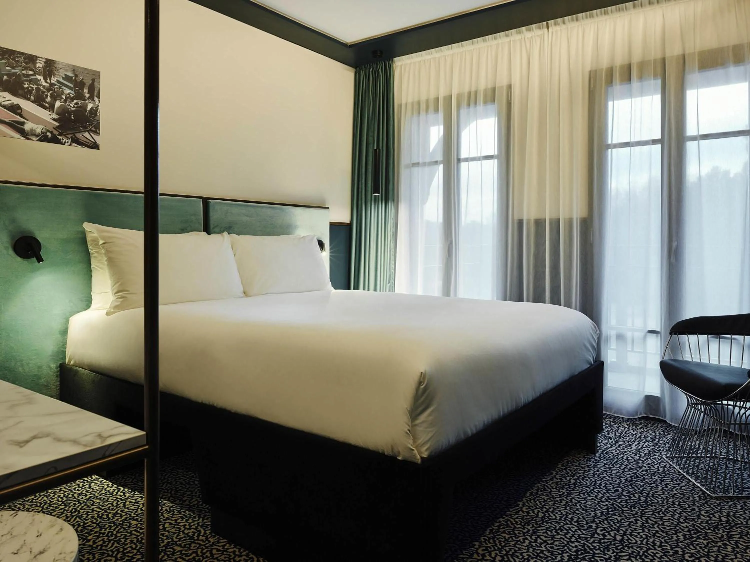 Bedroom, Bed in TRIBE Hôtel Le Touquet