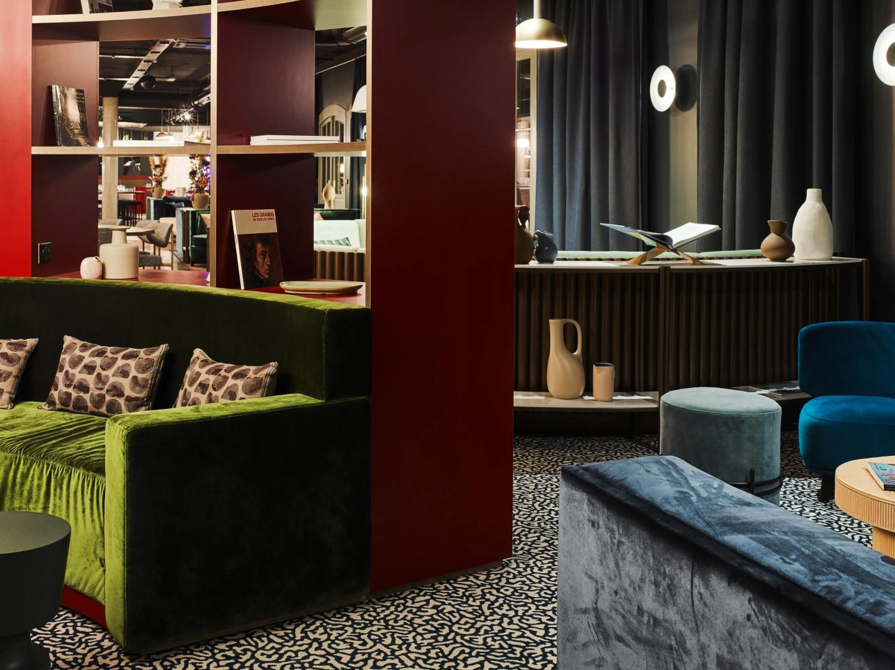 Communal lounge/ TV room in TRIBE Hôtel Le Touquet