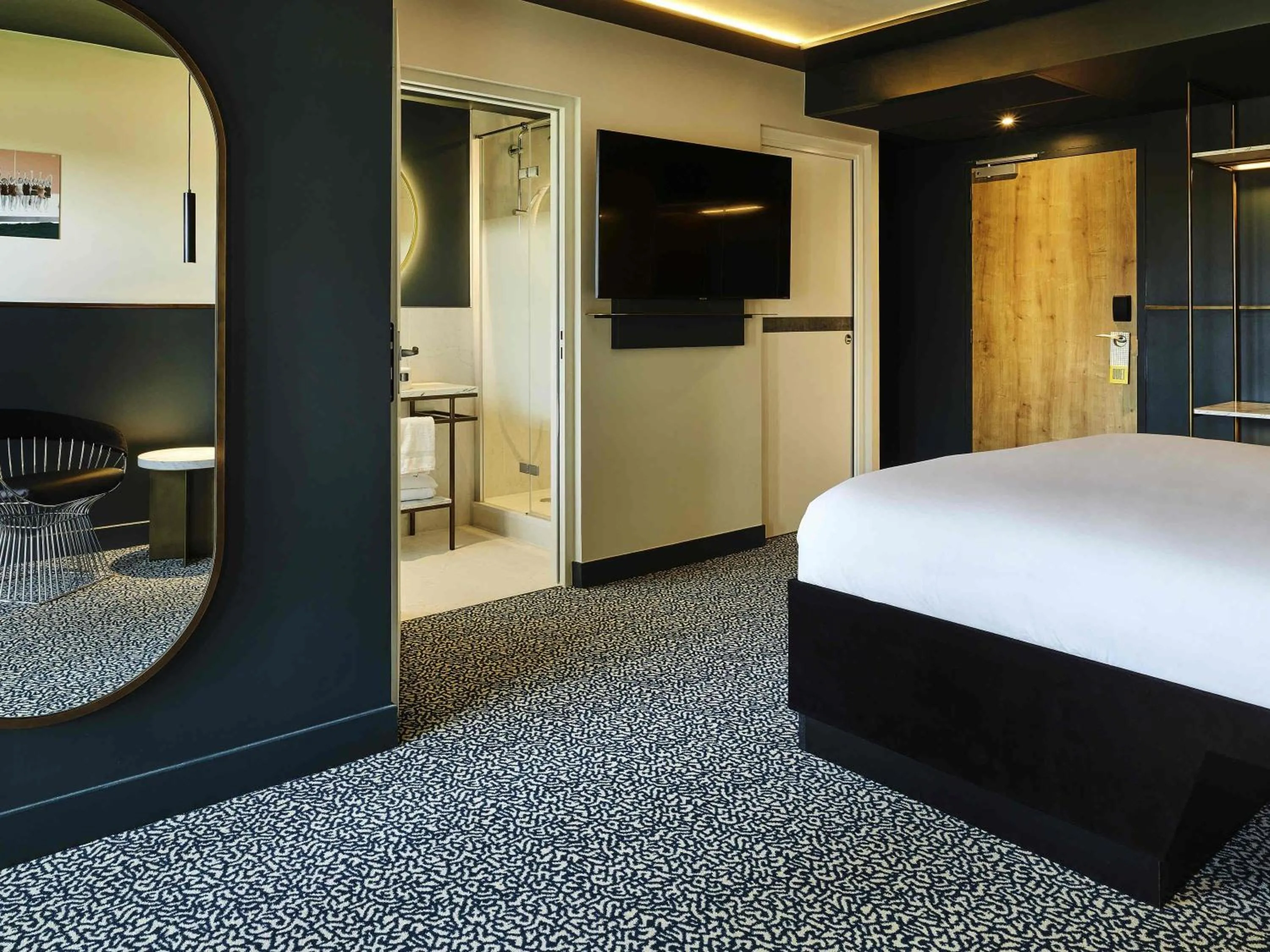 Bedroom, Bed in TRIBE Hôtel Le Touquet