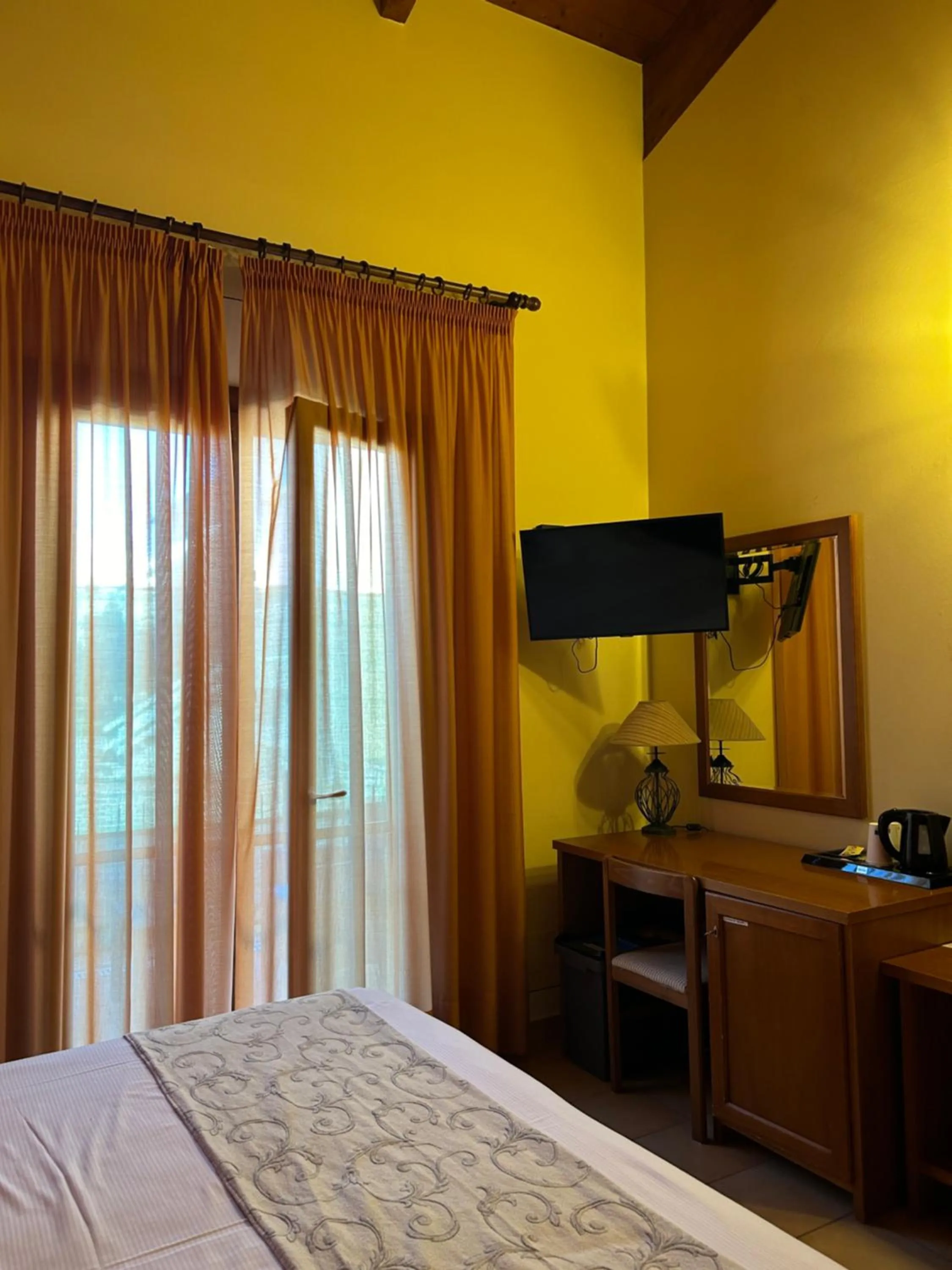 TV and multimedia, Bed in Hotel Duca Della Corgna