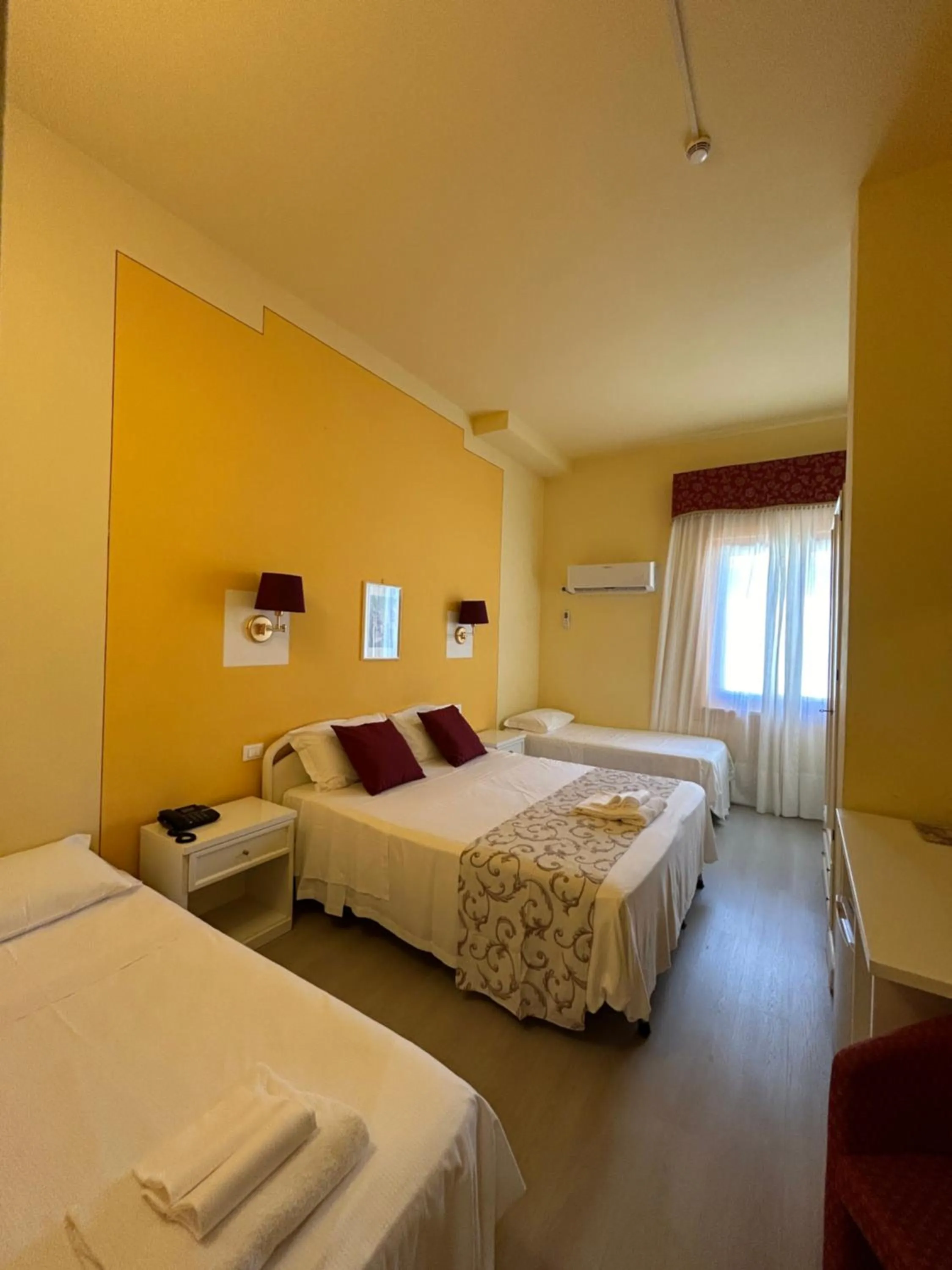 Bed in Hotel Duca Della Corgna