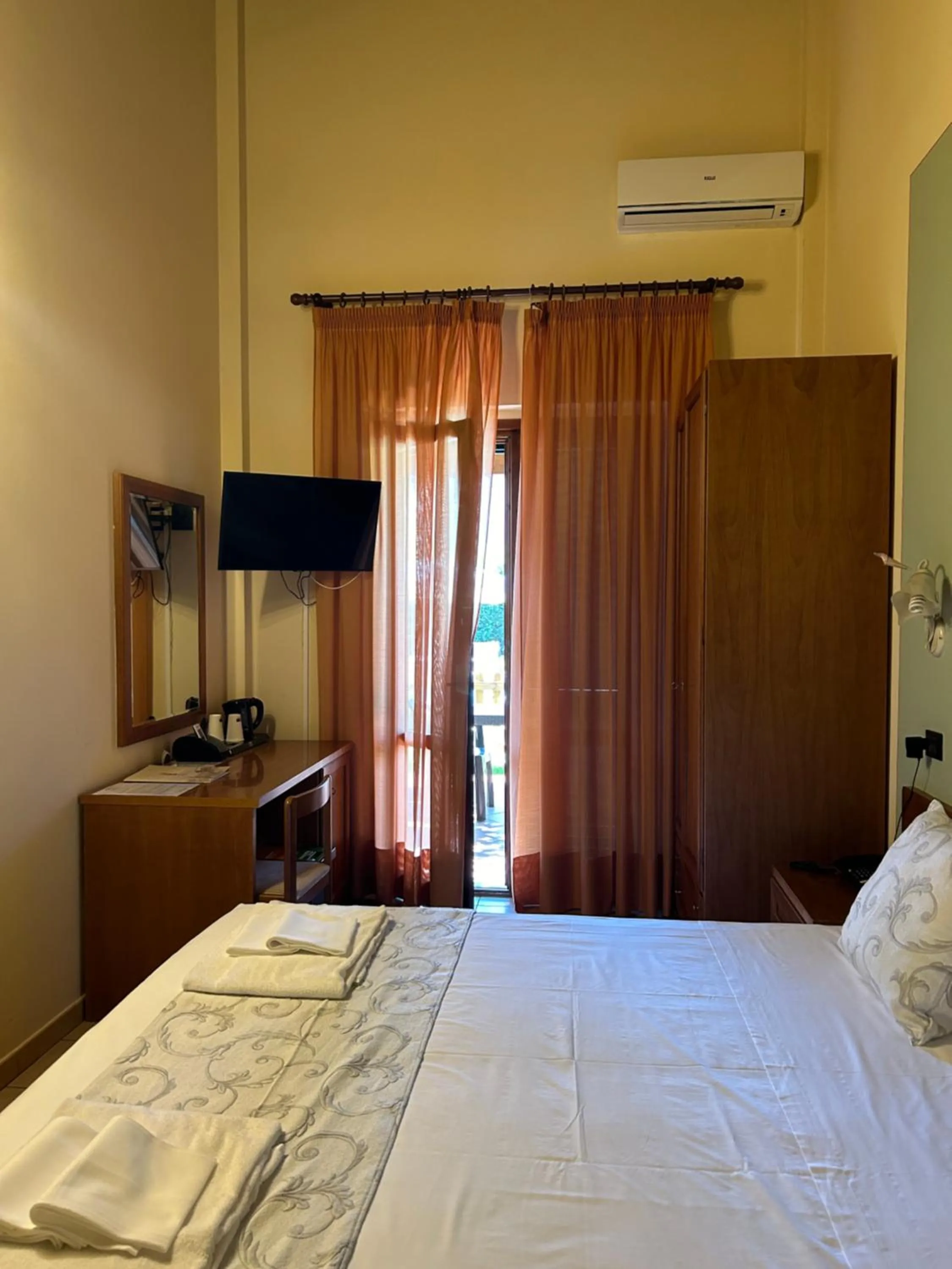 Bed in Hotel Duca Della Corgna