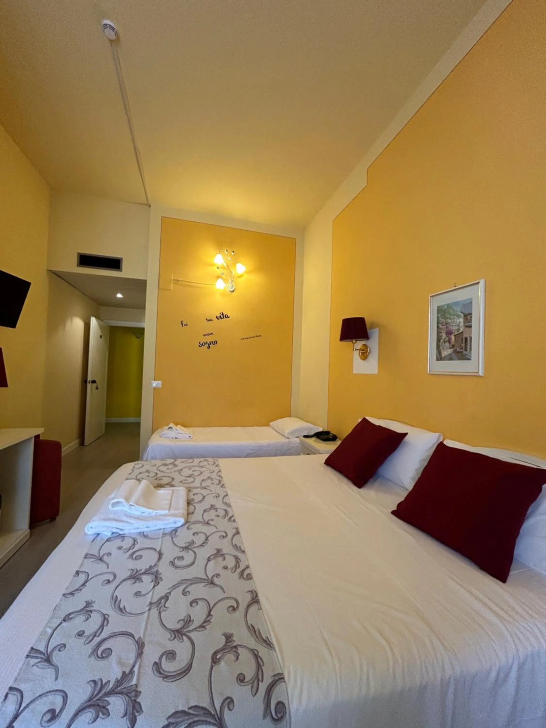 Bed in Hotel Duca Della Corgna