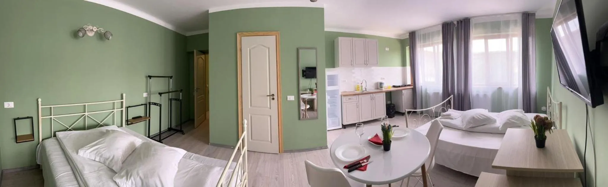 Bed in Premont Studios Ghimbav