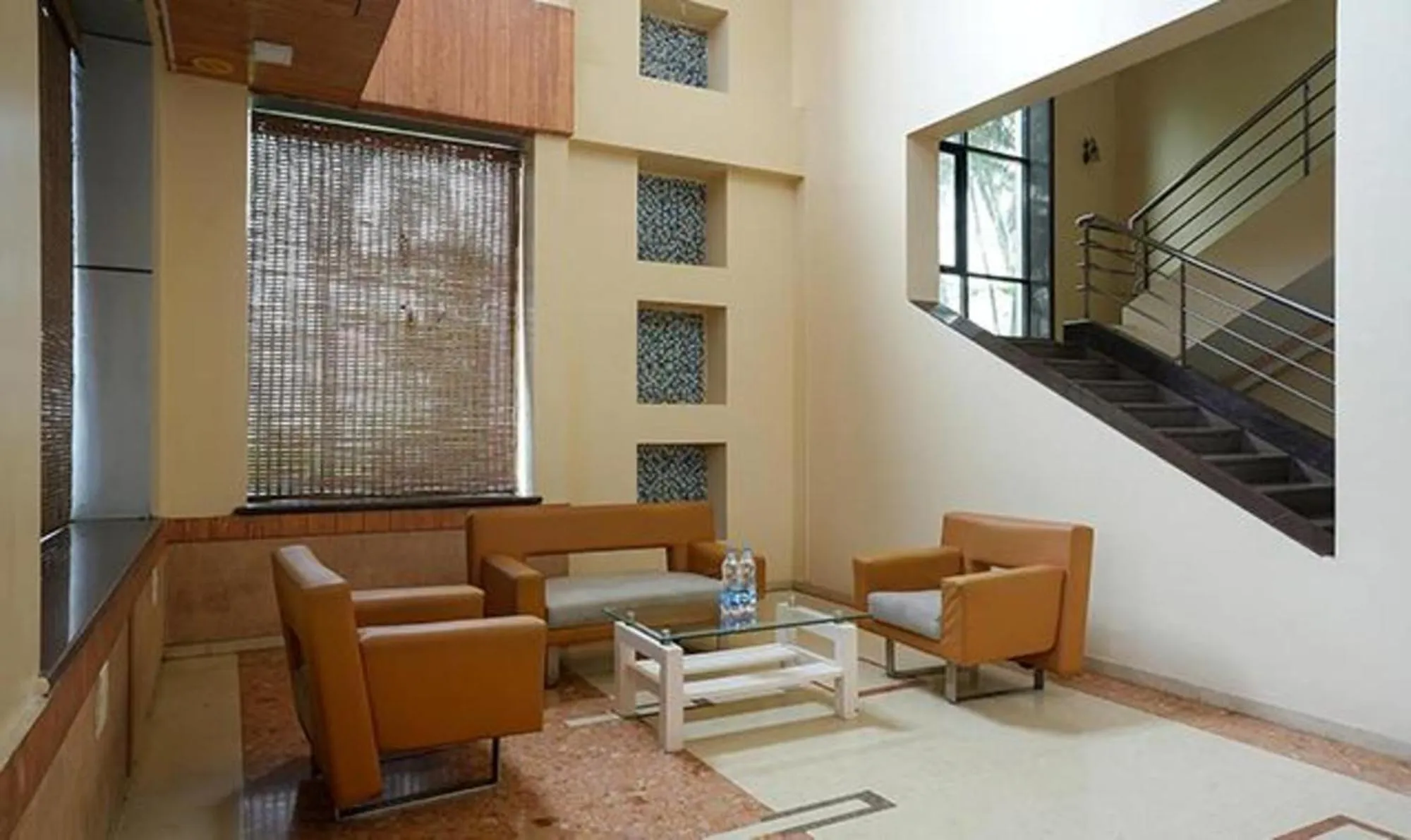 Seating area in FabHotel Prime Rester Select - in chakan