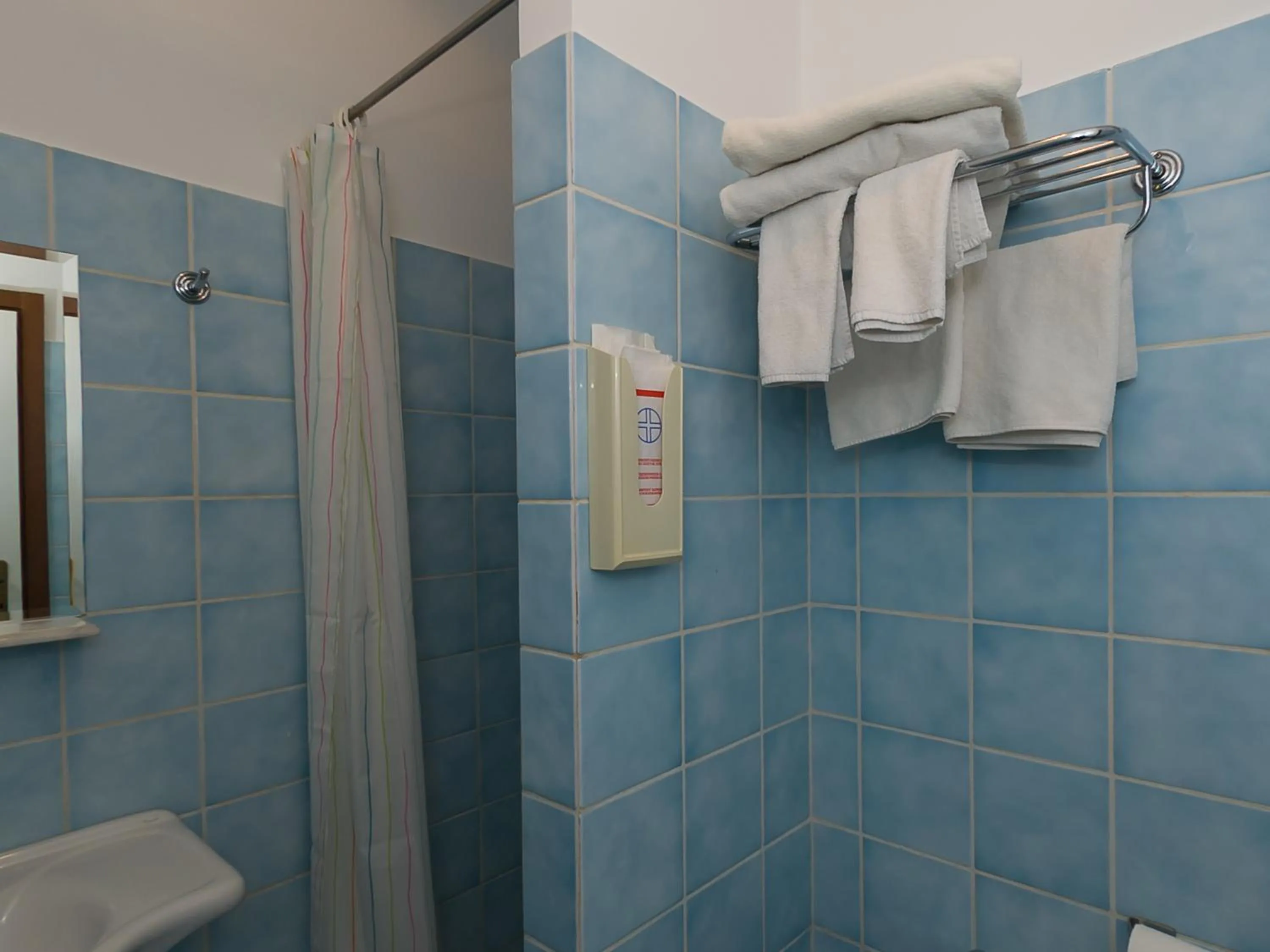 Shower in Hotel Louis II