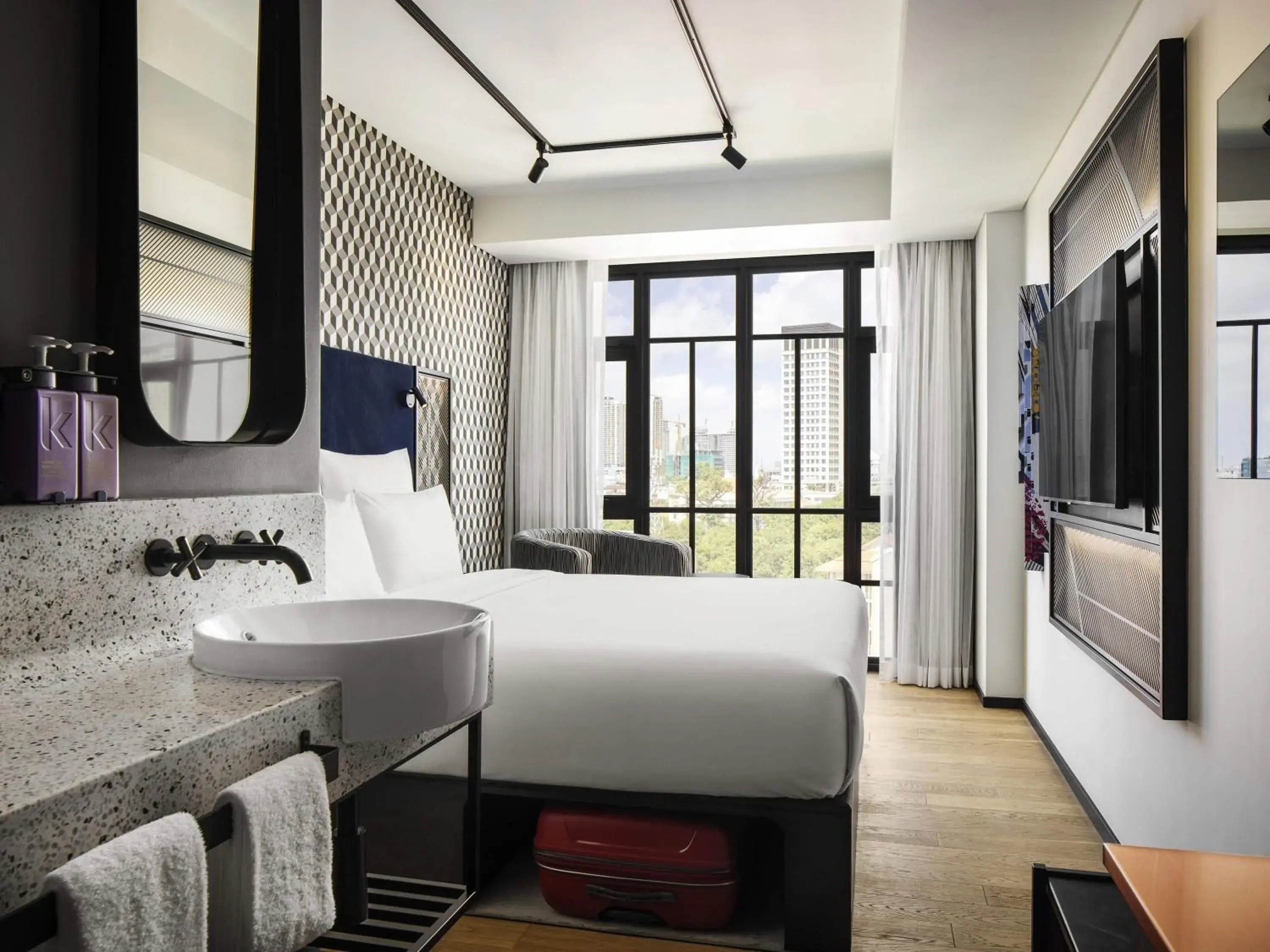 TRIBE Comfort Queen in TRIBE Phnom Penh Post Office TRIBE Comfort Queen in TRIBE Phnom Penh Post Office