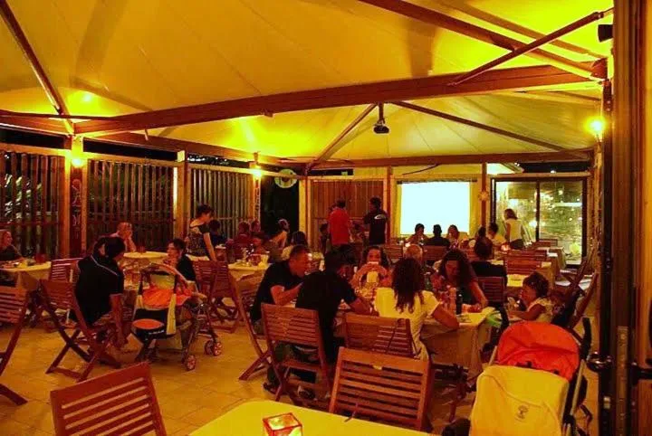 Restaurant/places to eat in Hotel Vela Velo Club Vieste