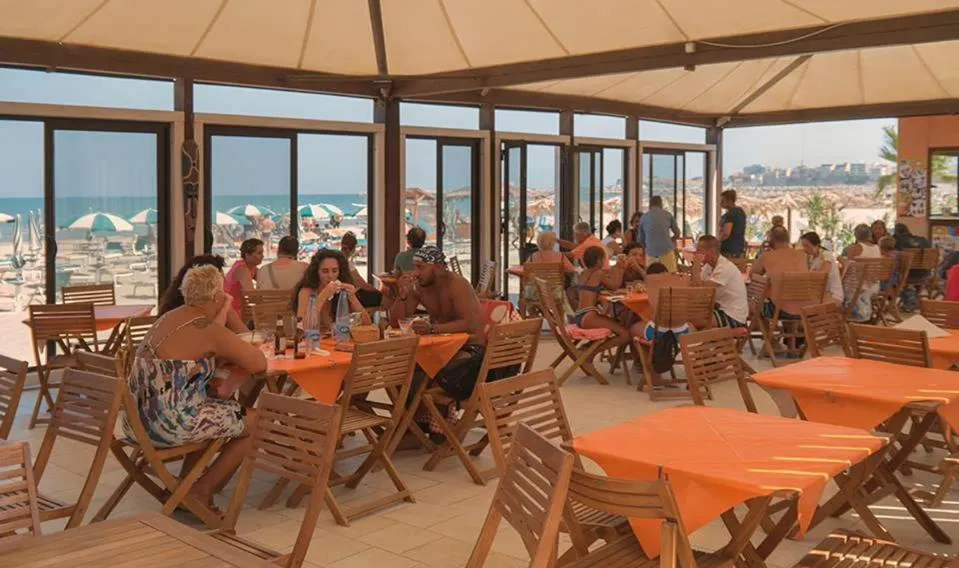 Restaurant/places to eat in Hotel Vela Velo Club Vieste