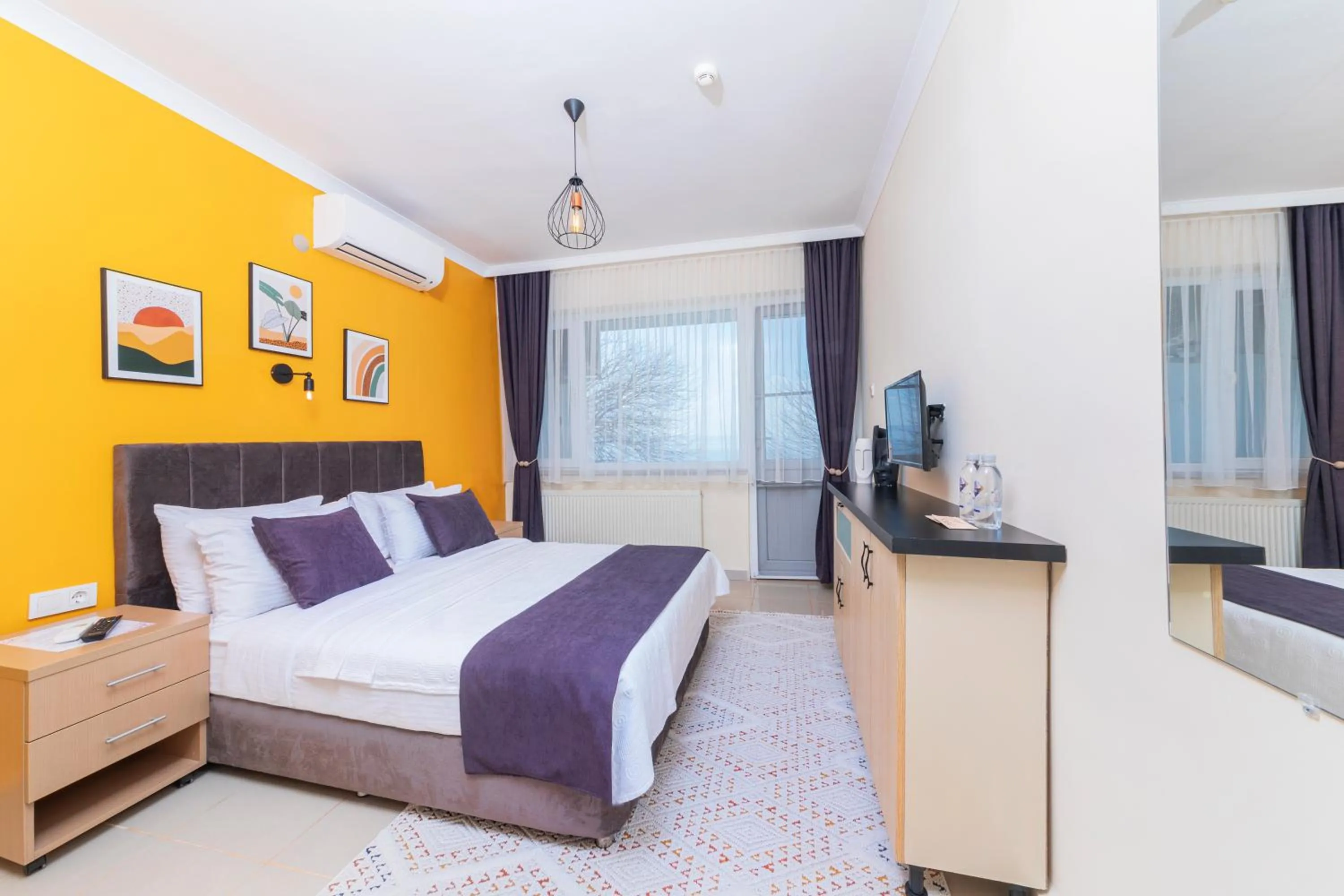 Bed in KİRAZ BEACH OTEL