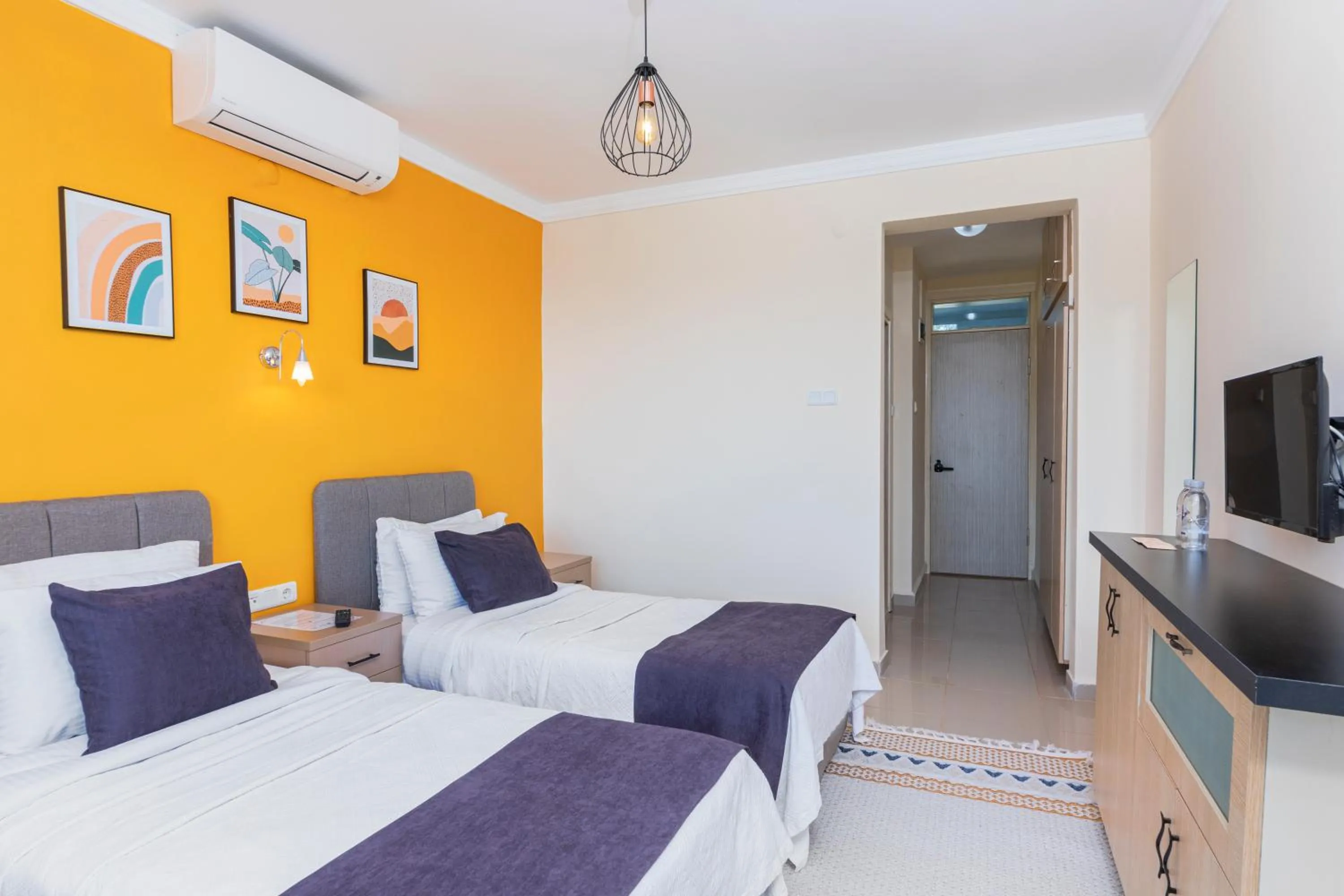 Bed in KİRAZ BEACH OTEL