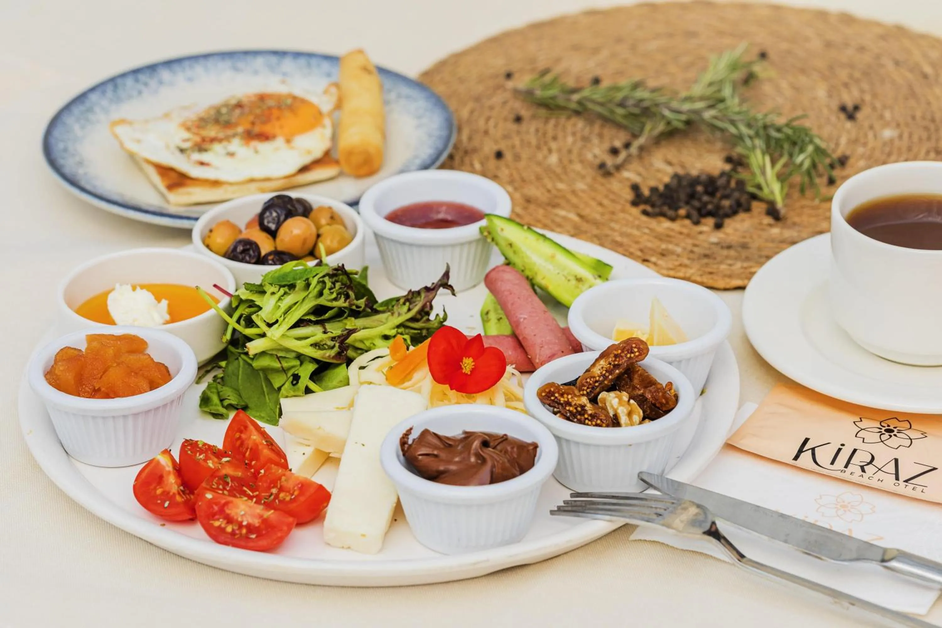 Breakfast in KİRAZ BEACH OTEL