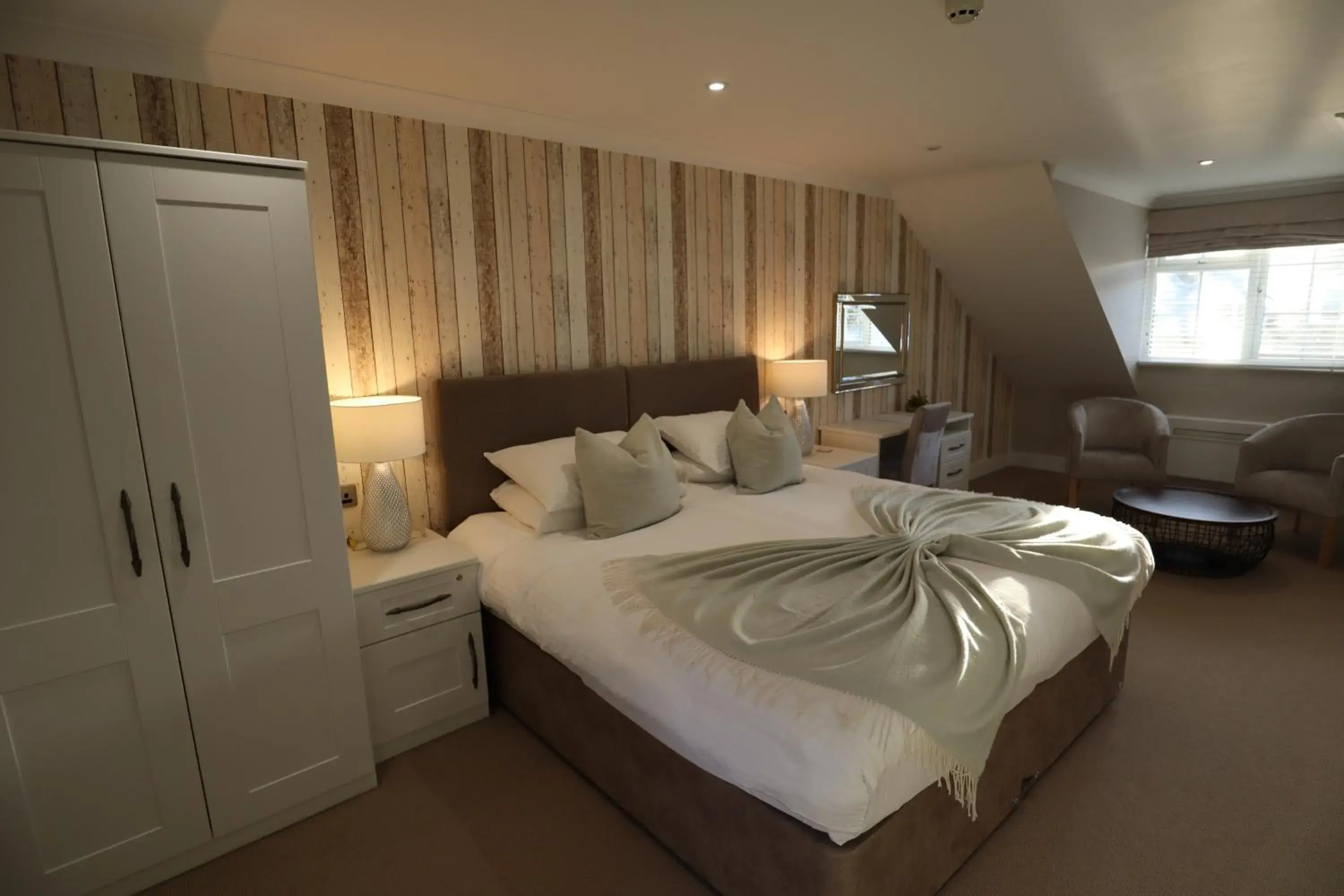 Boutique Deluxe - (King size bed with 2 childrens singles) in Le Pommier Boutique Deluxe - (King size bed with 2 childrens singles) in Le Pommier