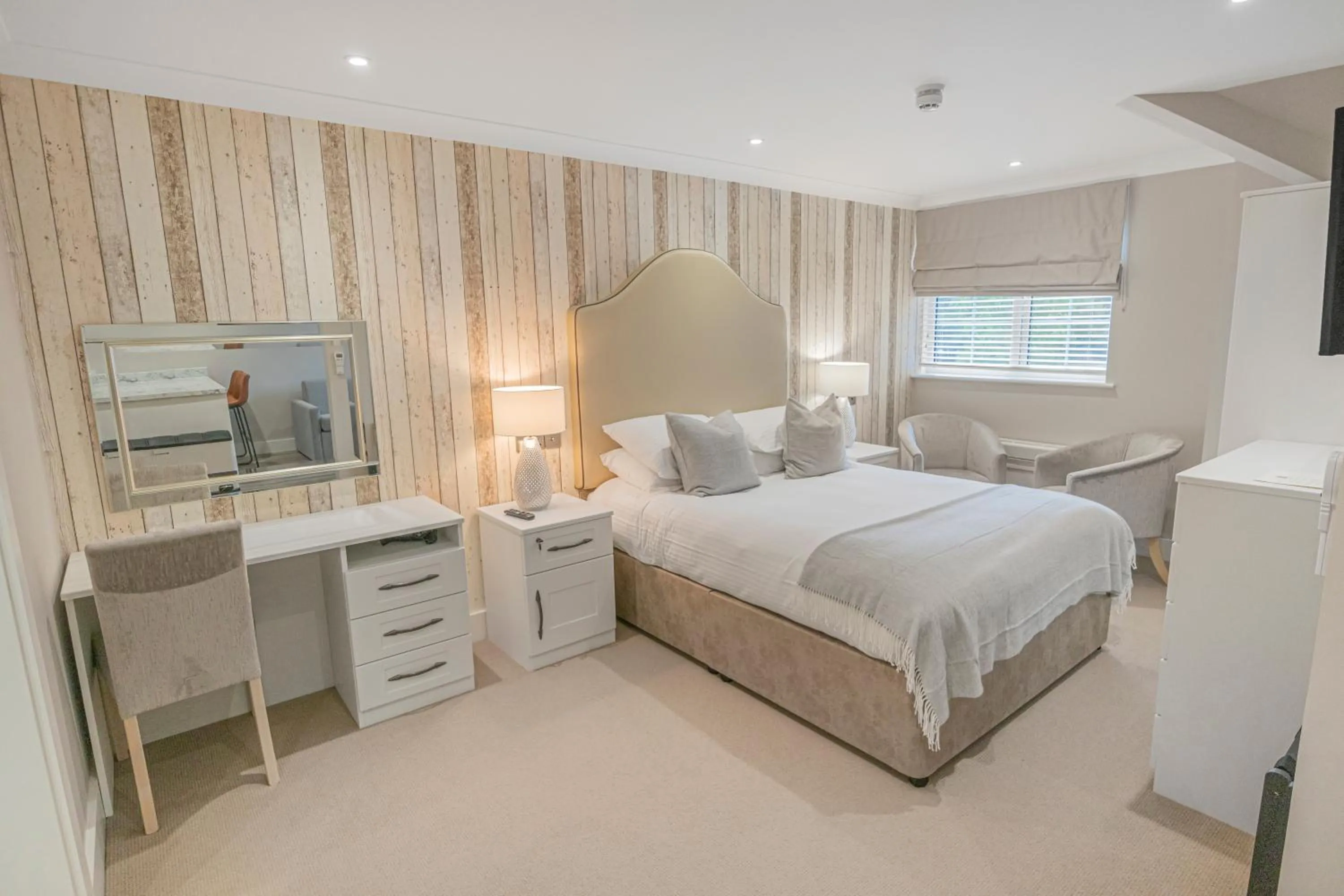 Photo of the whole room, Bed in Le Pommier