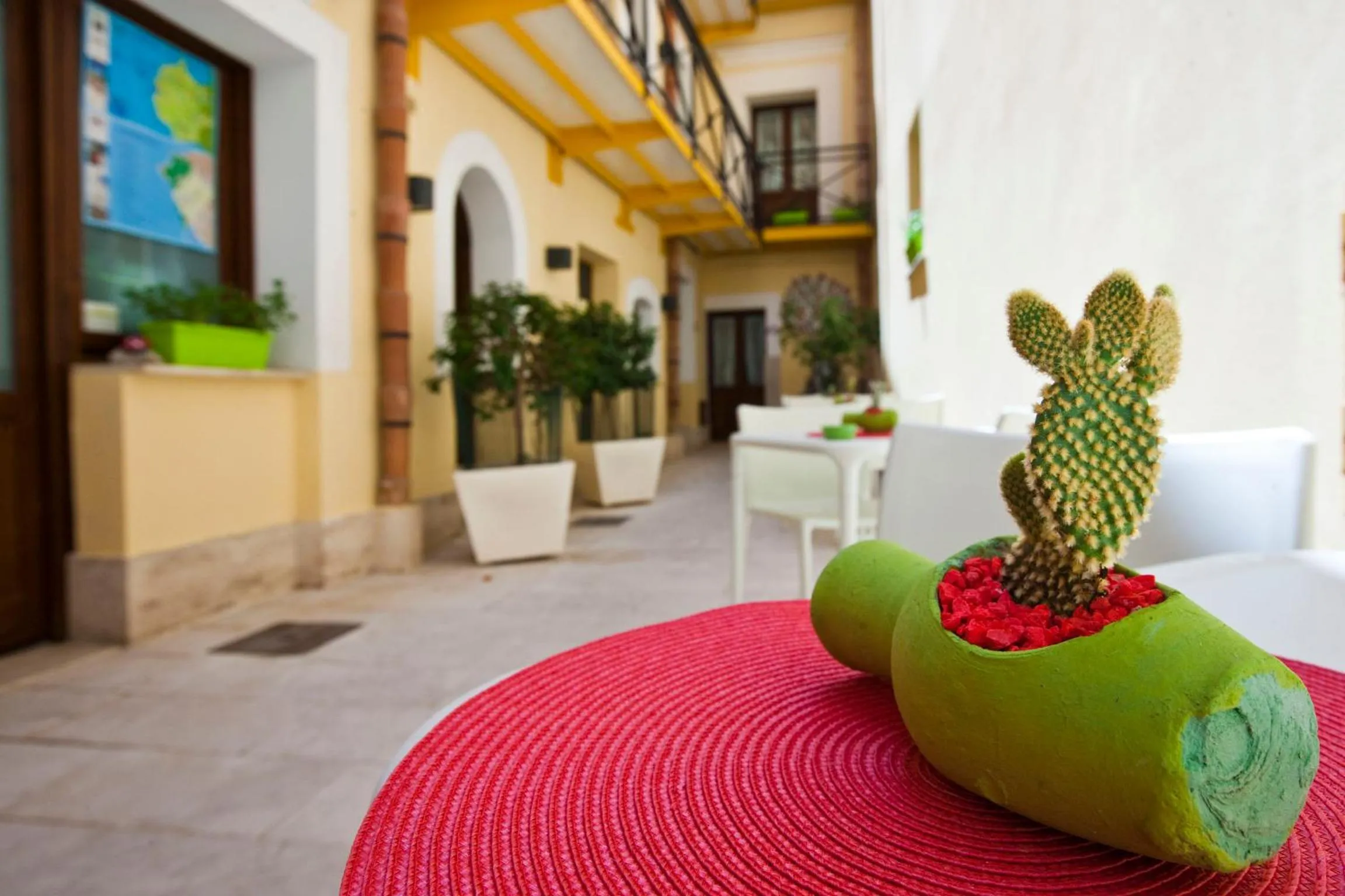 Decorative detail in Residence Cortile Mercè