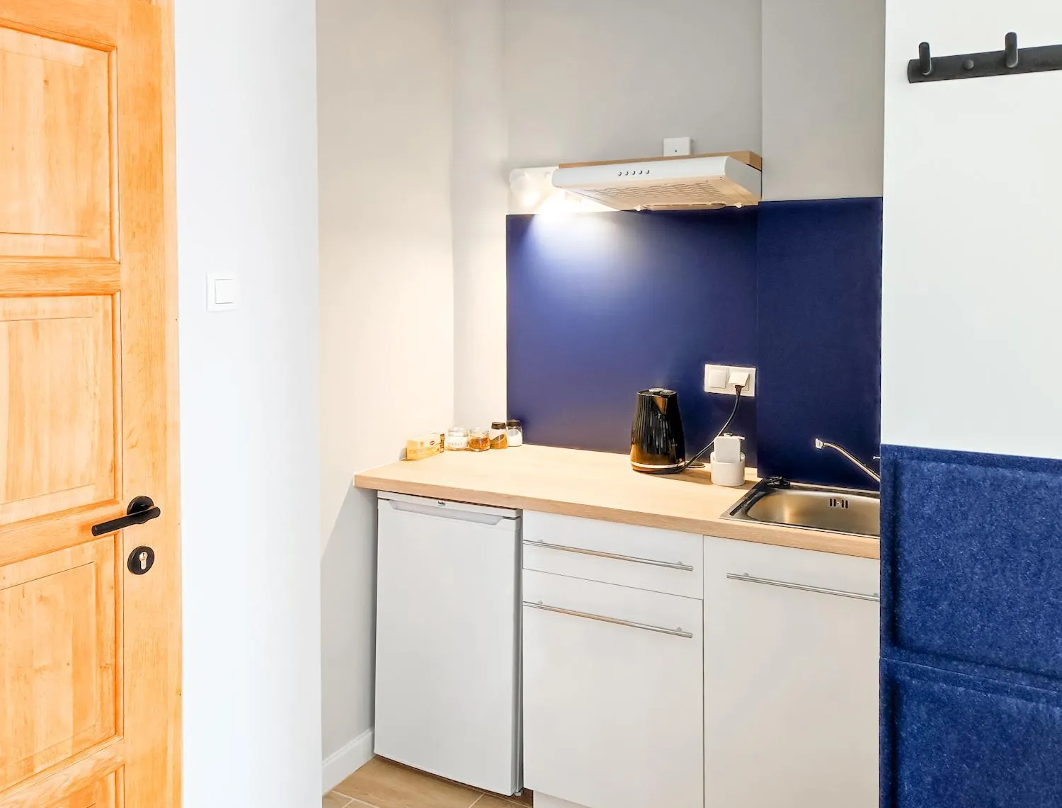 Kitchen or kitchenette in Apart Rooms by Apart Hostel S8